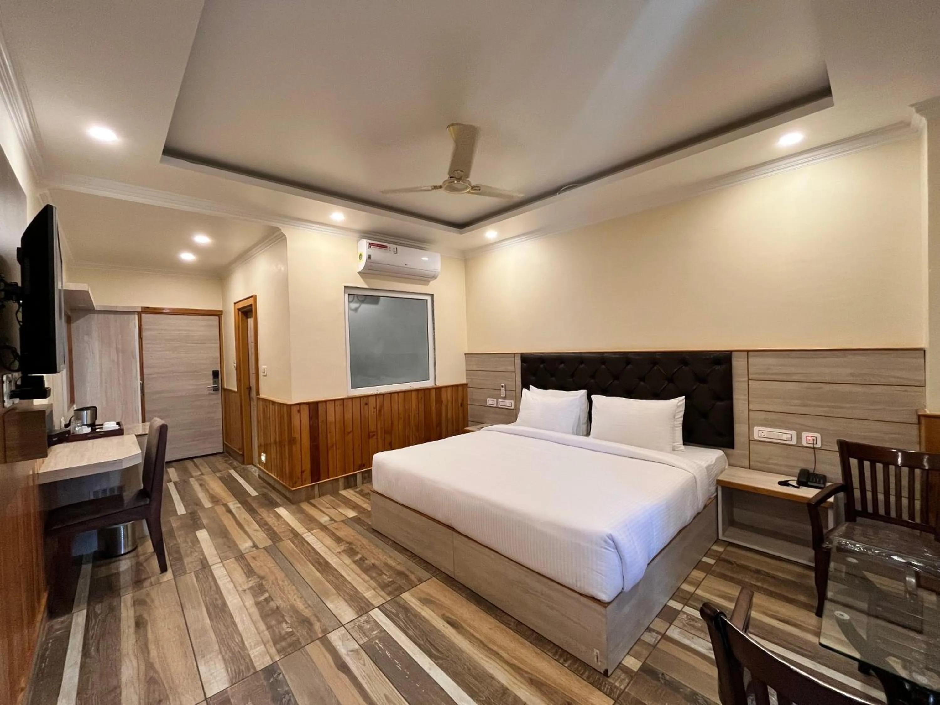 Bed in Nomadic Inn