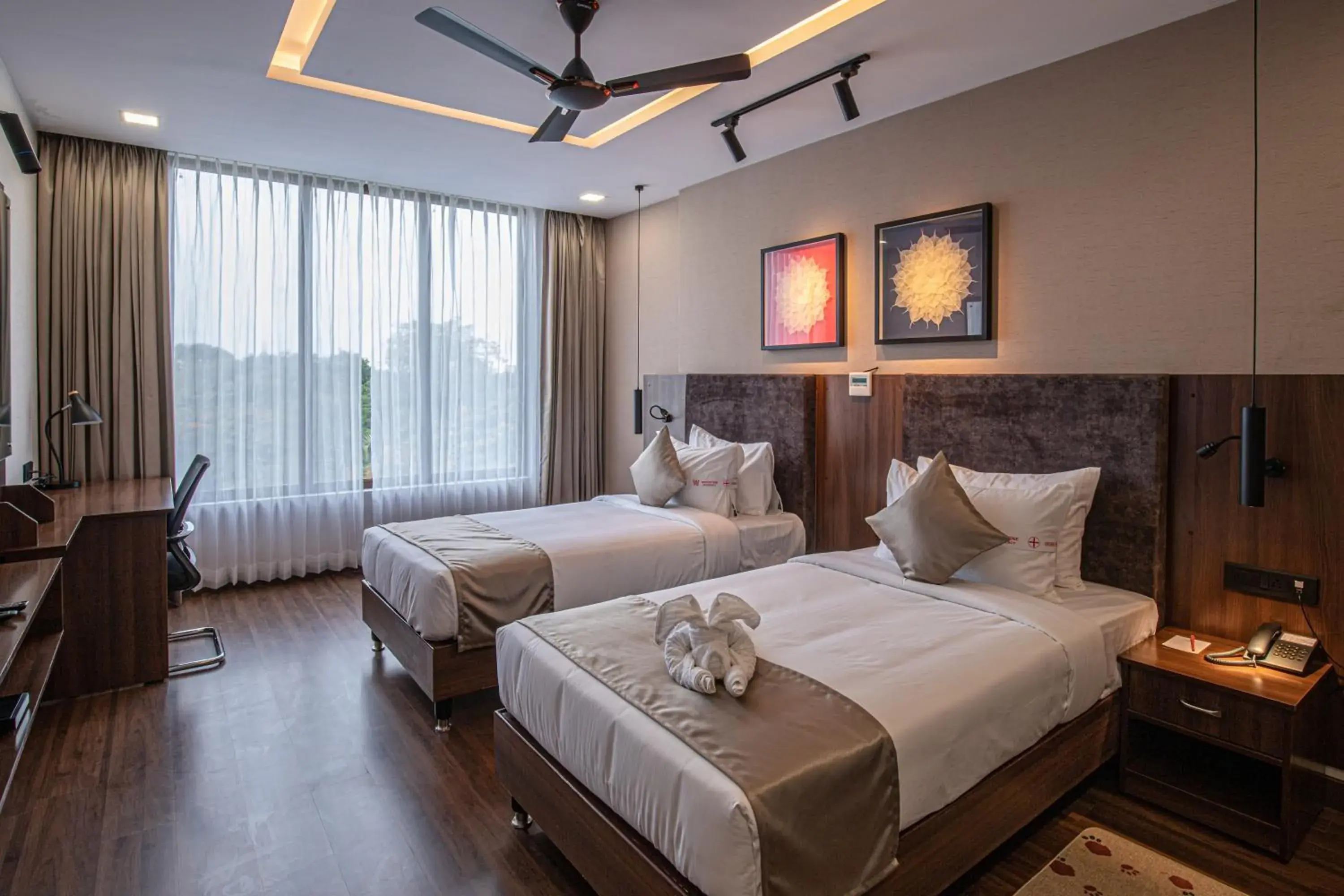 Bedroom, Bed in Windstone Residency Bedroom, Bed in Windstone Residency