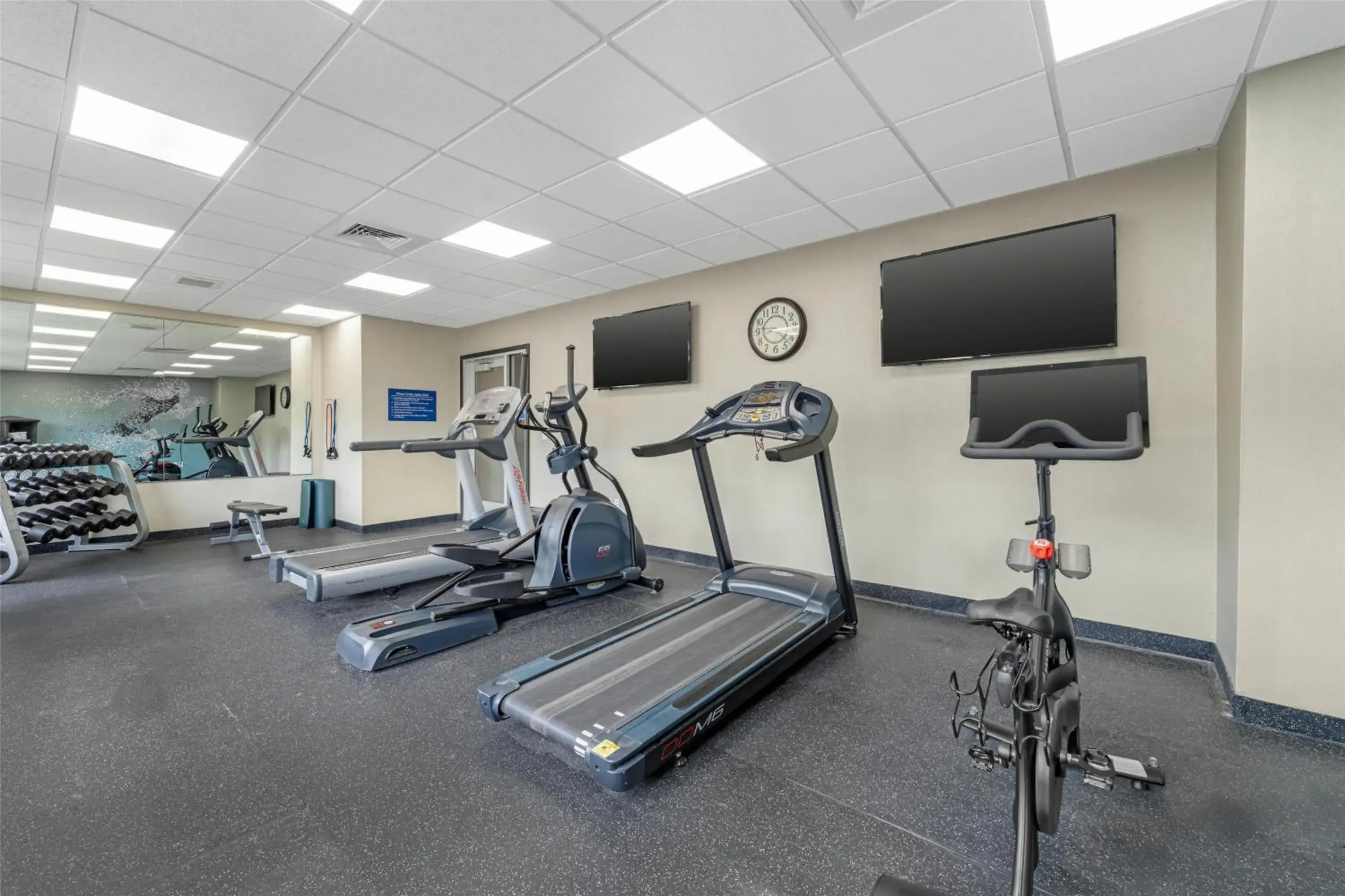 Fitness centre/facilities in Best Western Plus McPherson Fitness centre/facilities in Best Western Plus McPherson