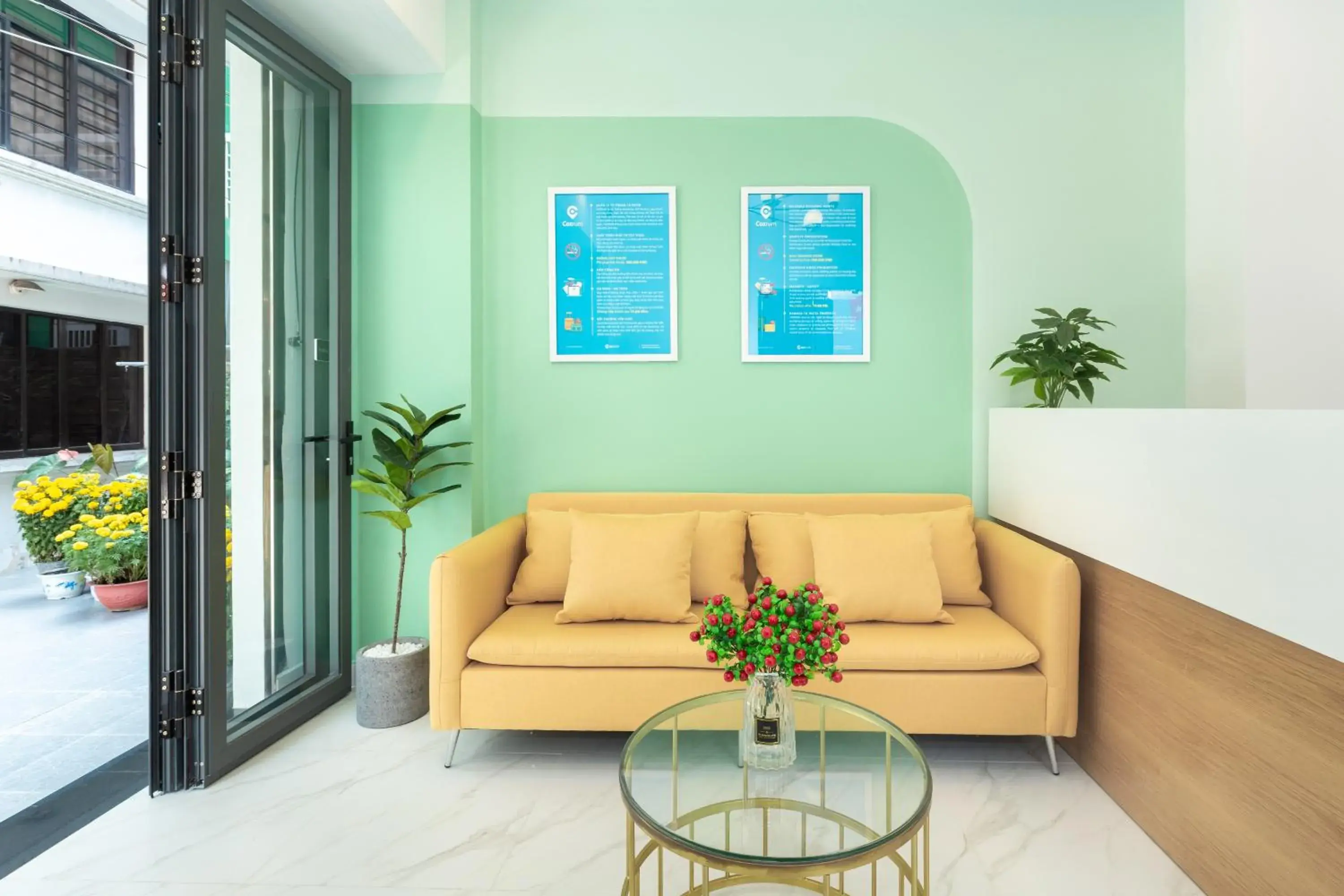 Property building in Cozrum Homes Charming Corner 2 Property building in Cozrum Homes Charming Corner 2