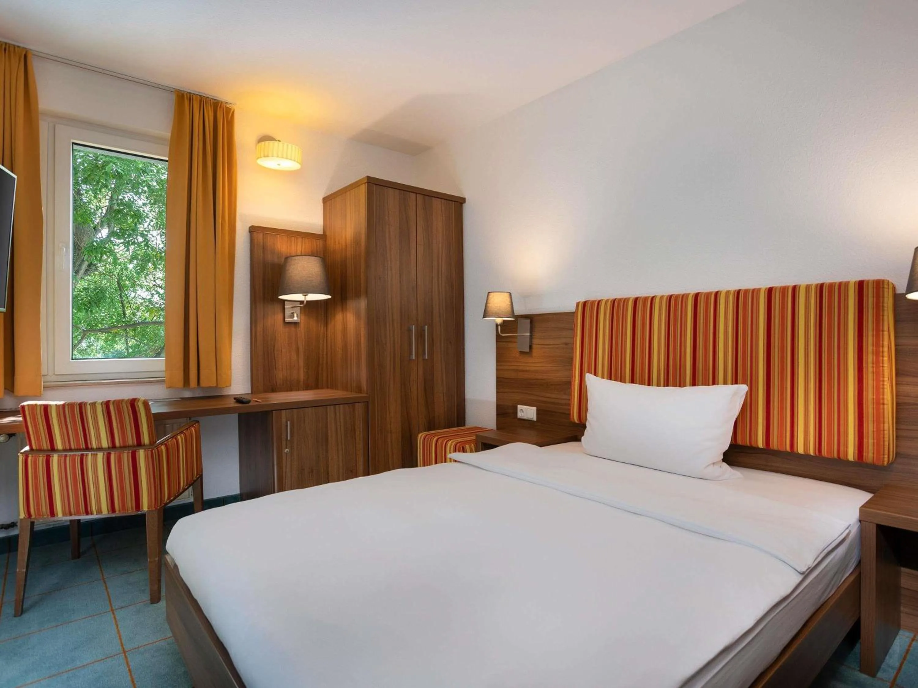 Bedroom, Bed in Greet hotel Darmstadt - an Accor hotel -