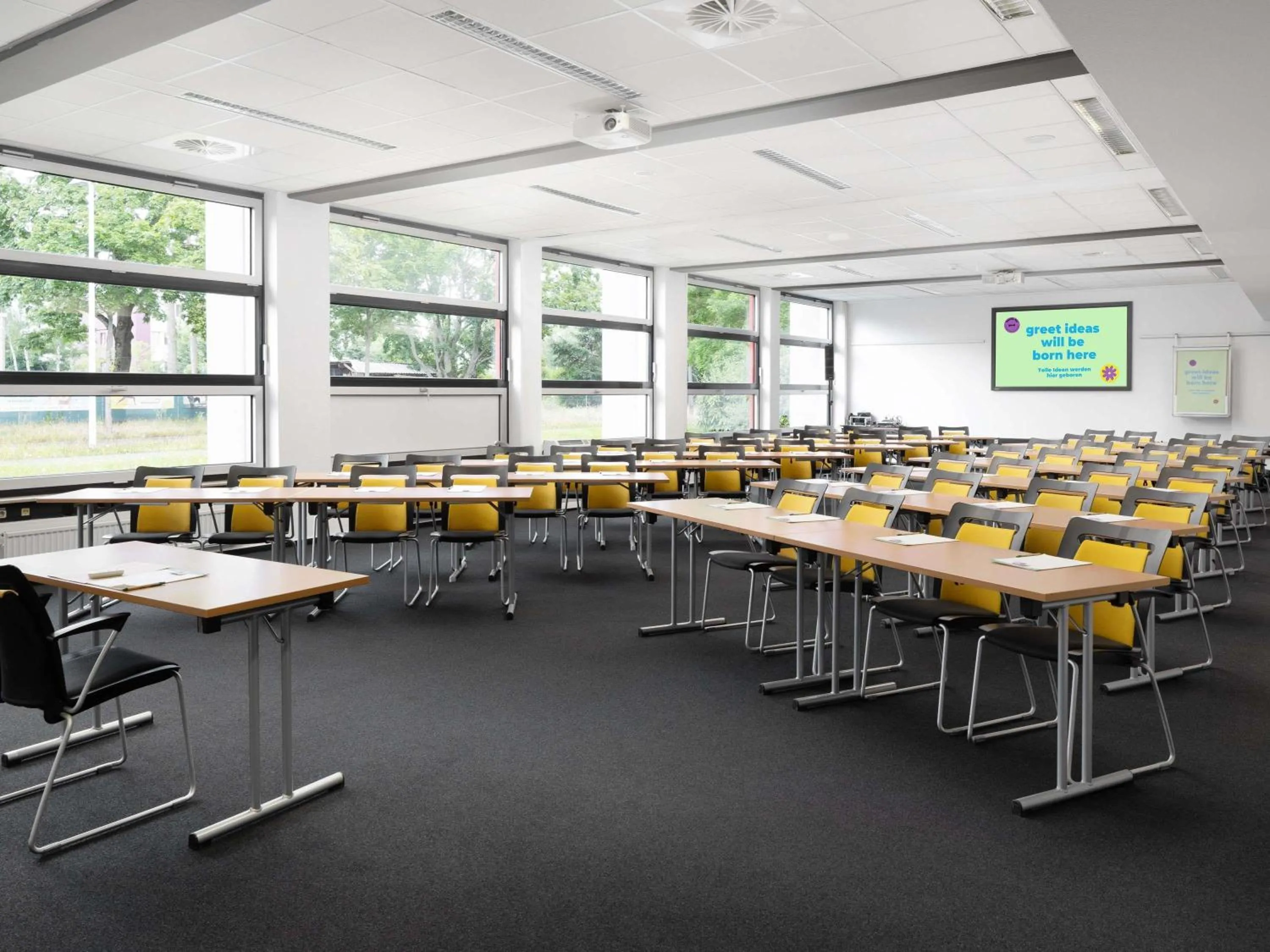 Meeting/conference room in Greet hotel Darmstadt - an Accor hotel -