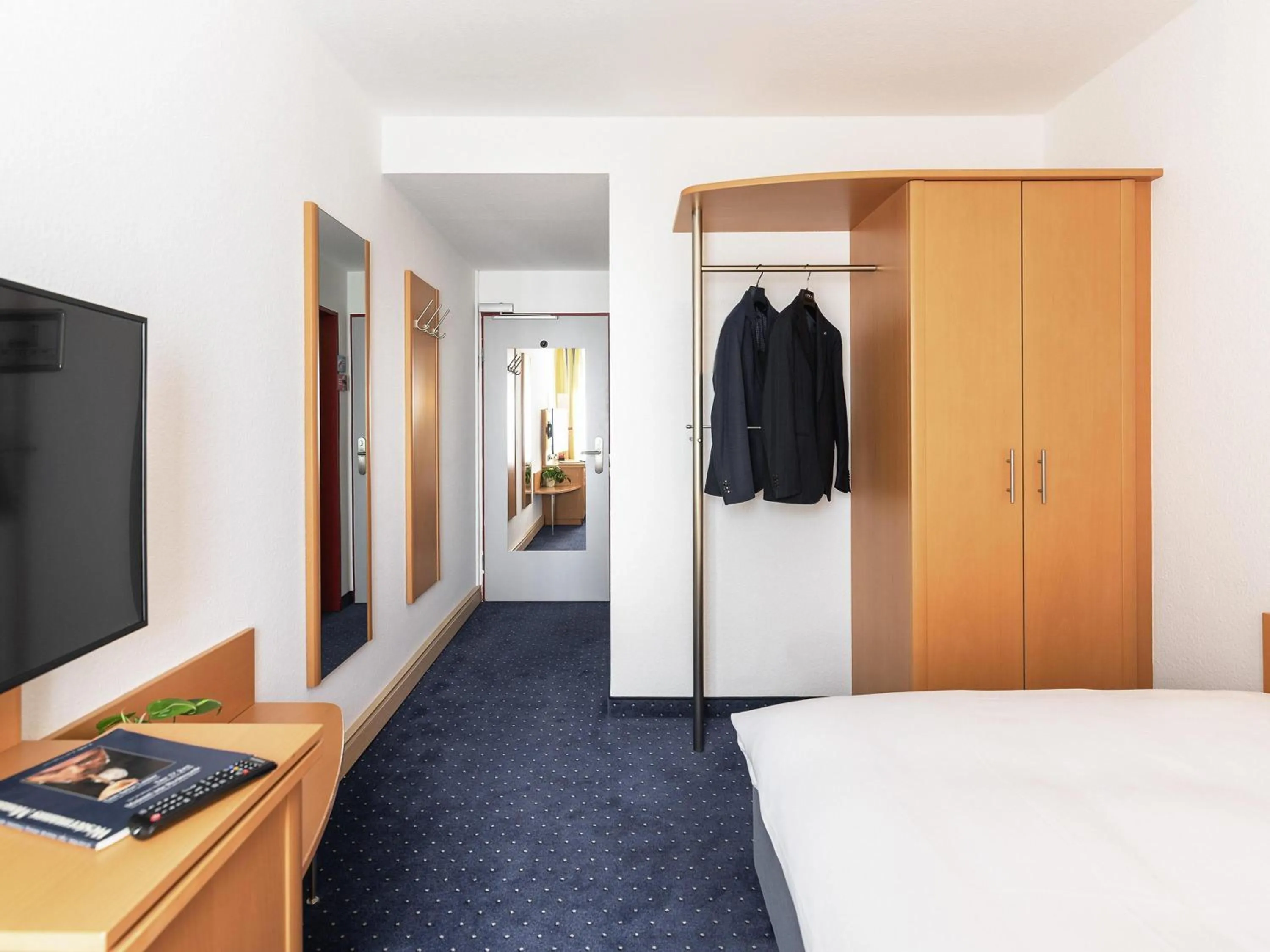 Bedroom, Bed in Greet hotel Darmstadt - an Accor hotel -