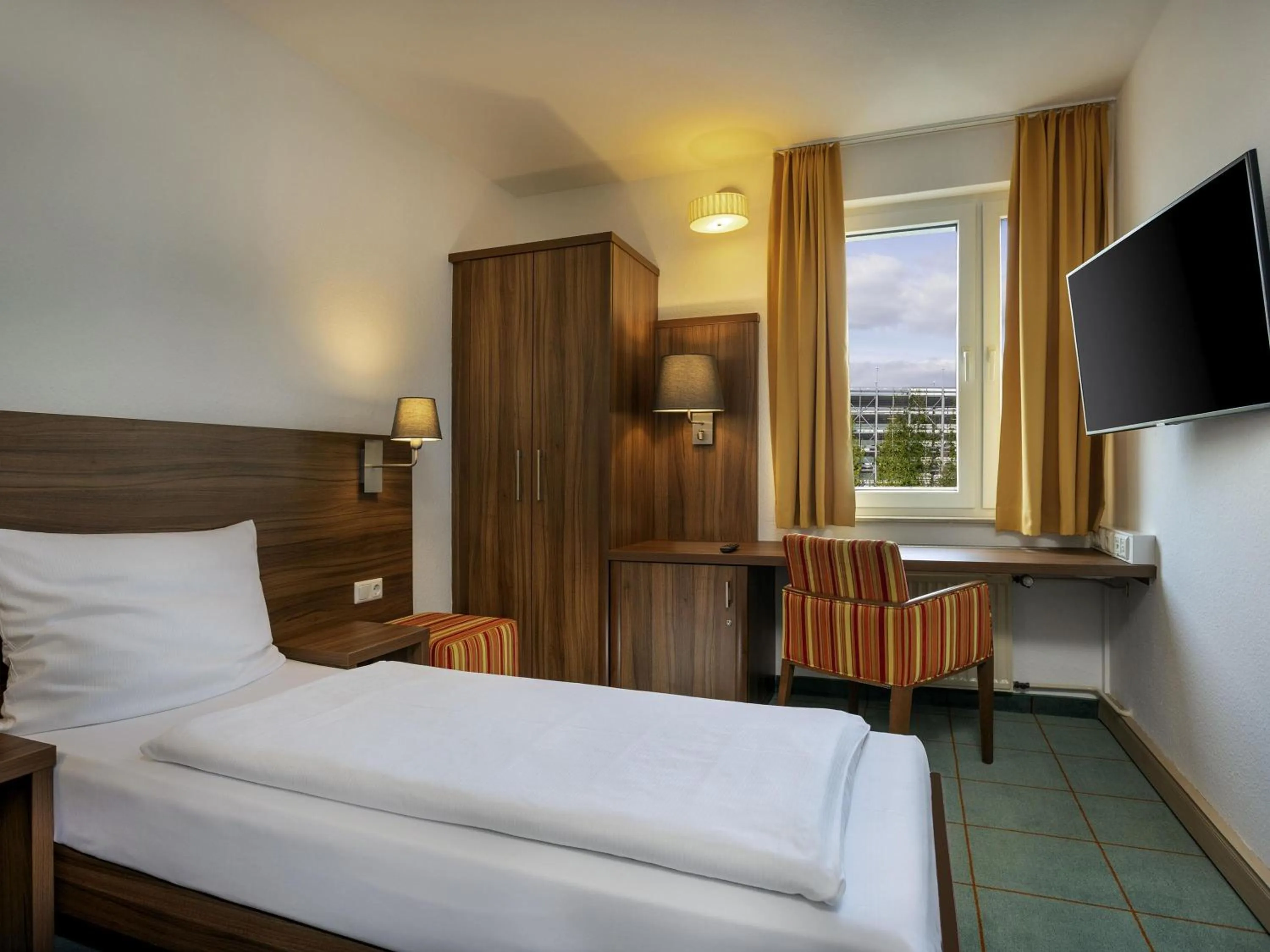 Bedroom, Bed in Greet hotel Darmstadt - an Accor hotel -