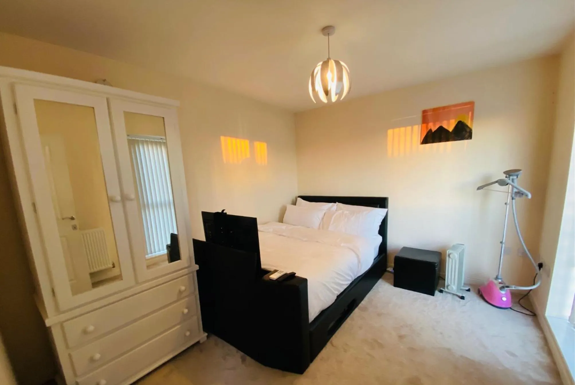 Bedroom in Birmingham Guesthouse