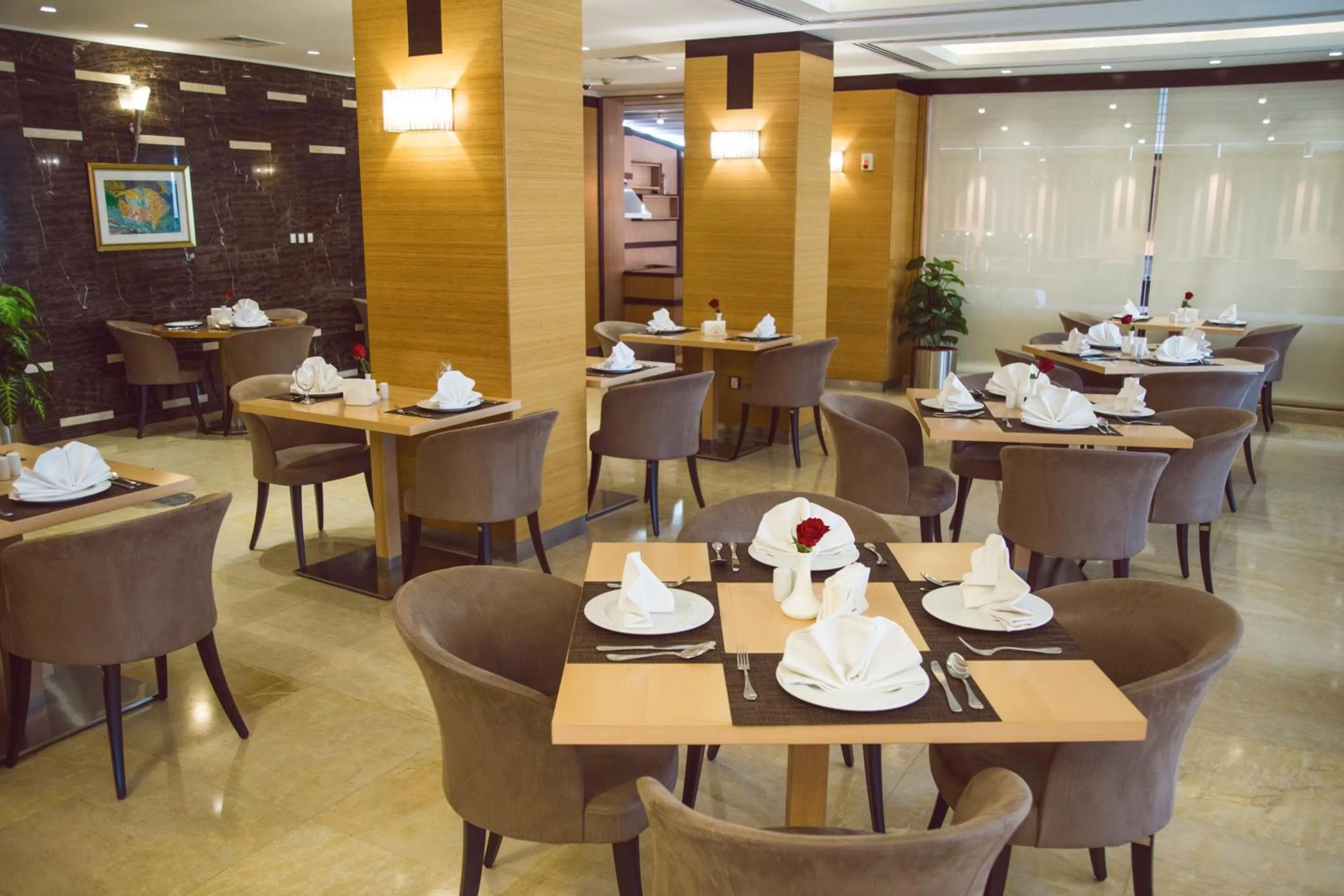 Restaurant/places to eat in Coral Baghdad Hotel