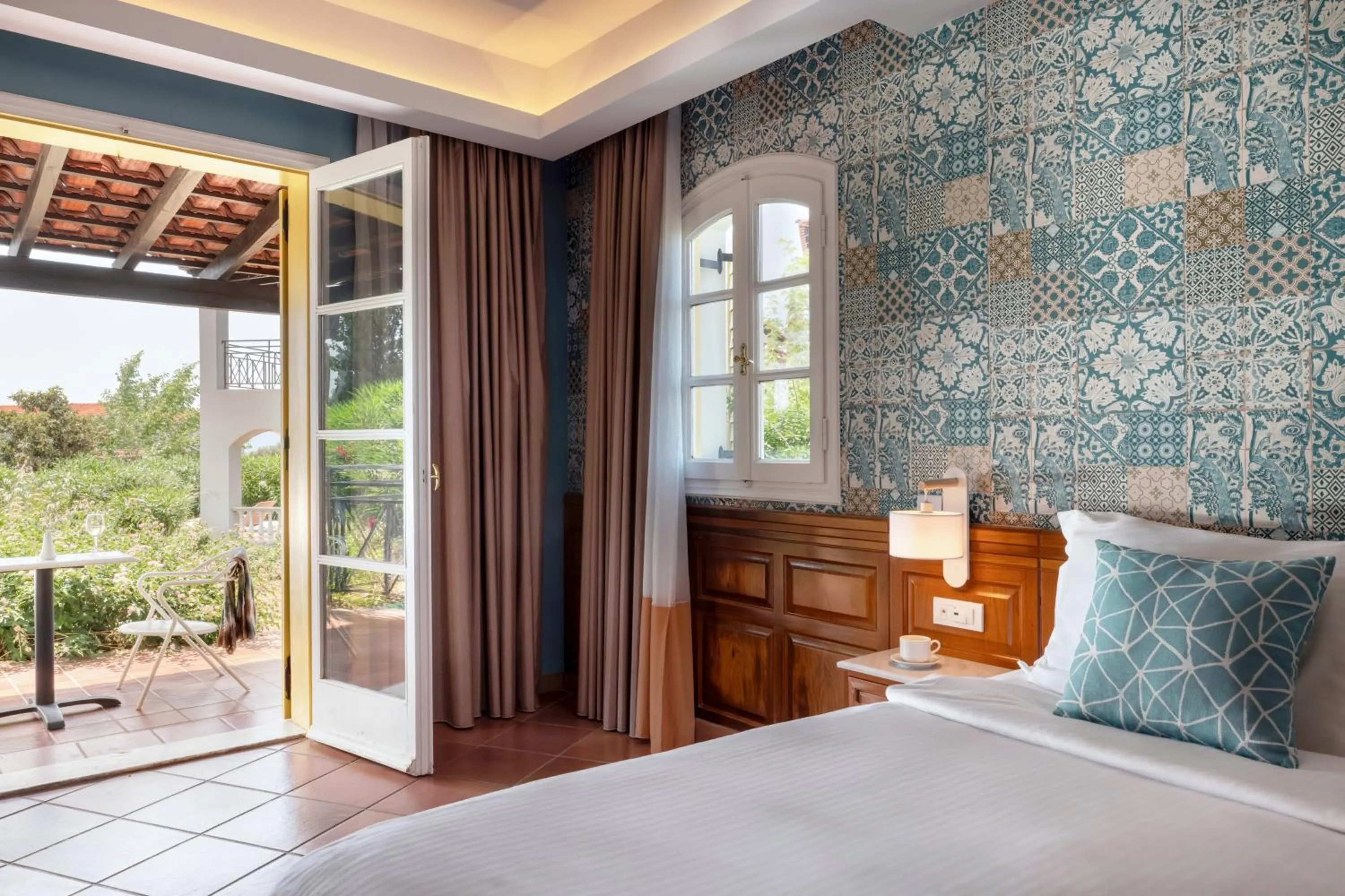 Bed in Zeus Eretria Resort