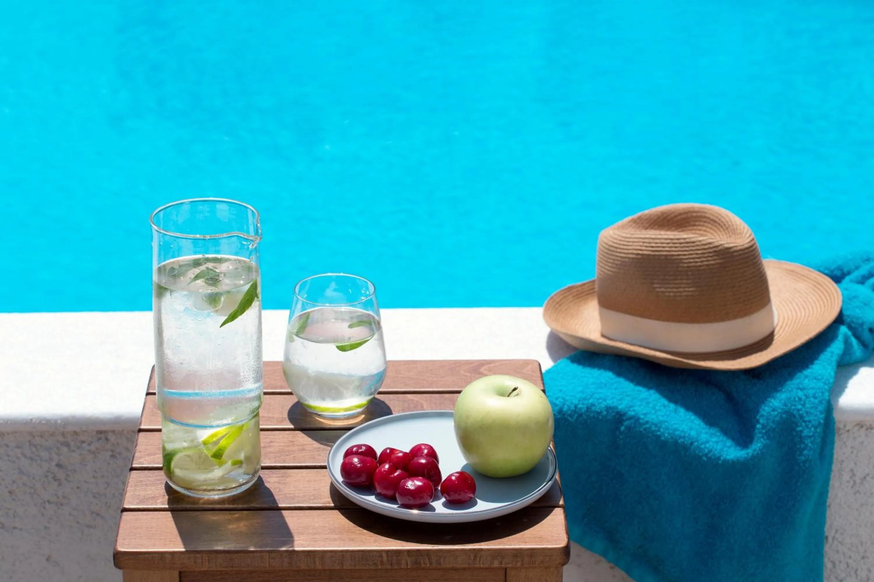 Swimming pool in Zeus Eretria Resort