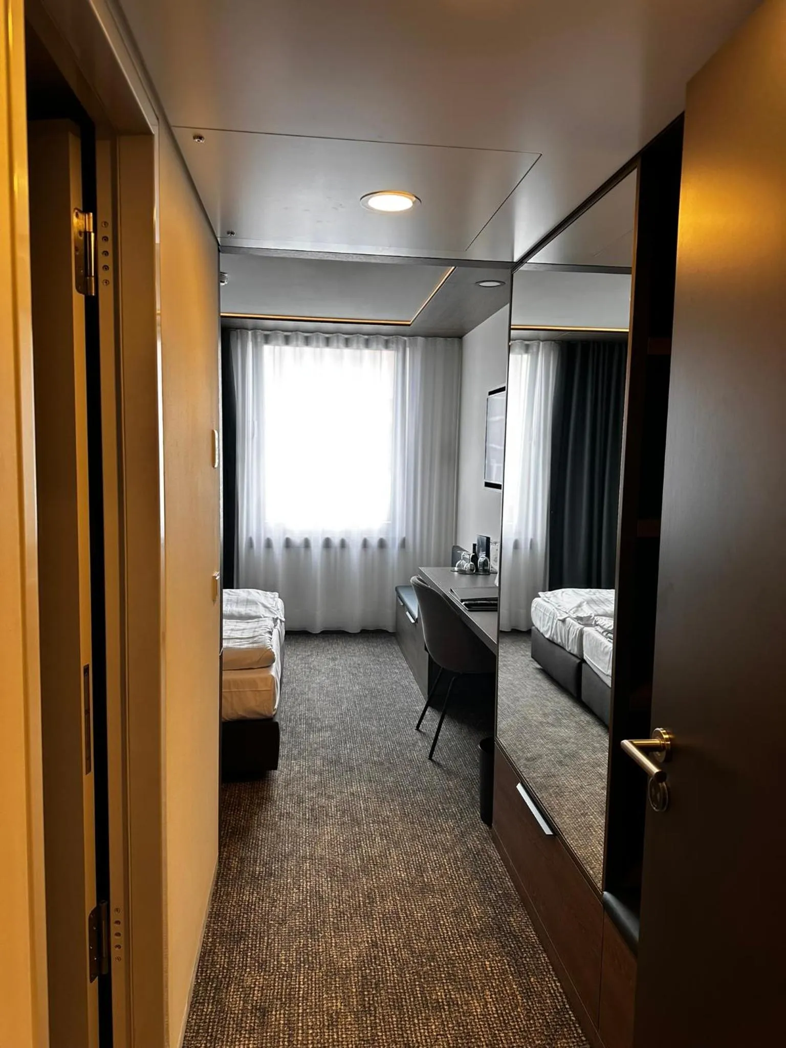 Photo of the whole room, Bed in Stadthotel Münster