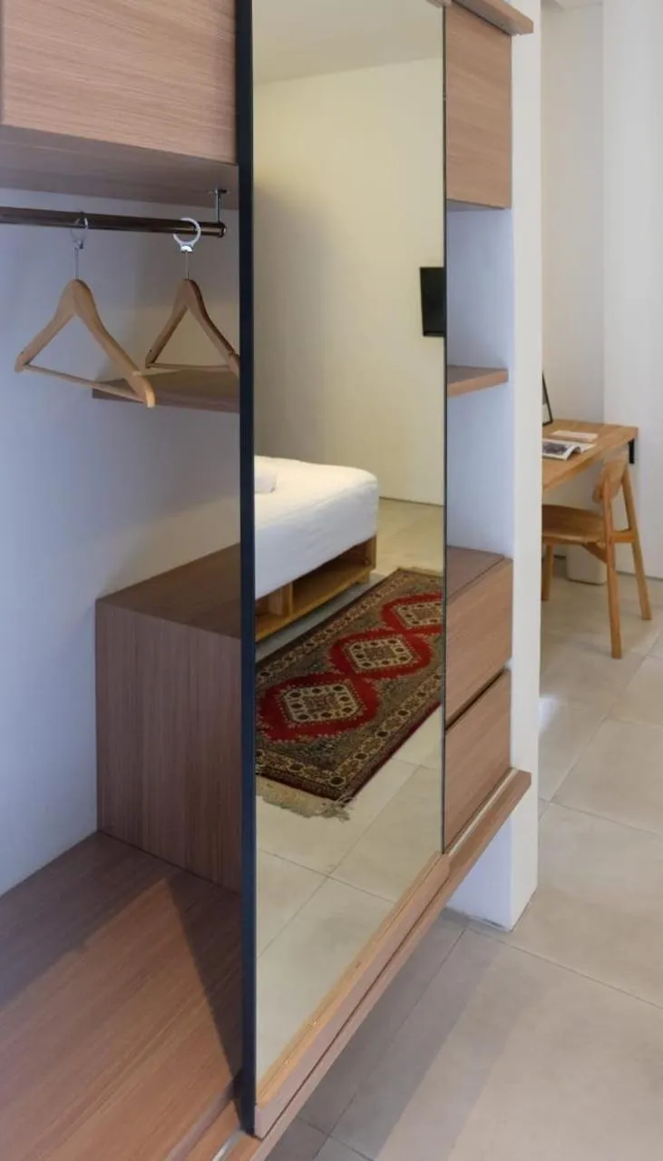 Bed in Tengah Tengah