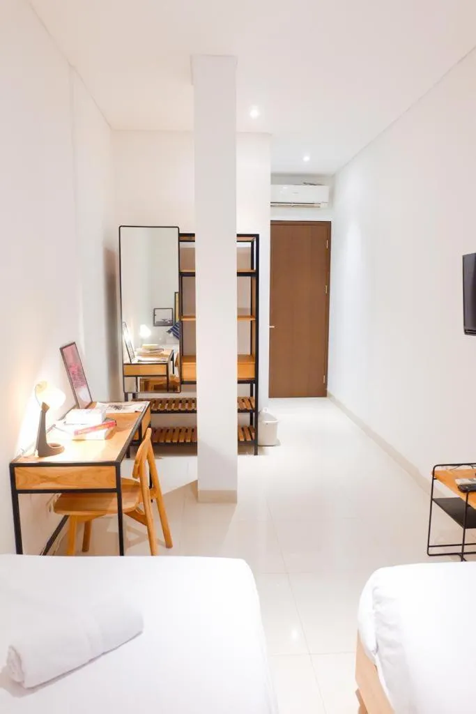 Bed in Tengah Tengah