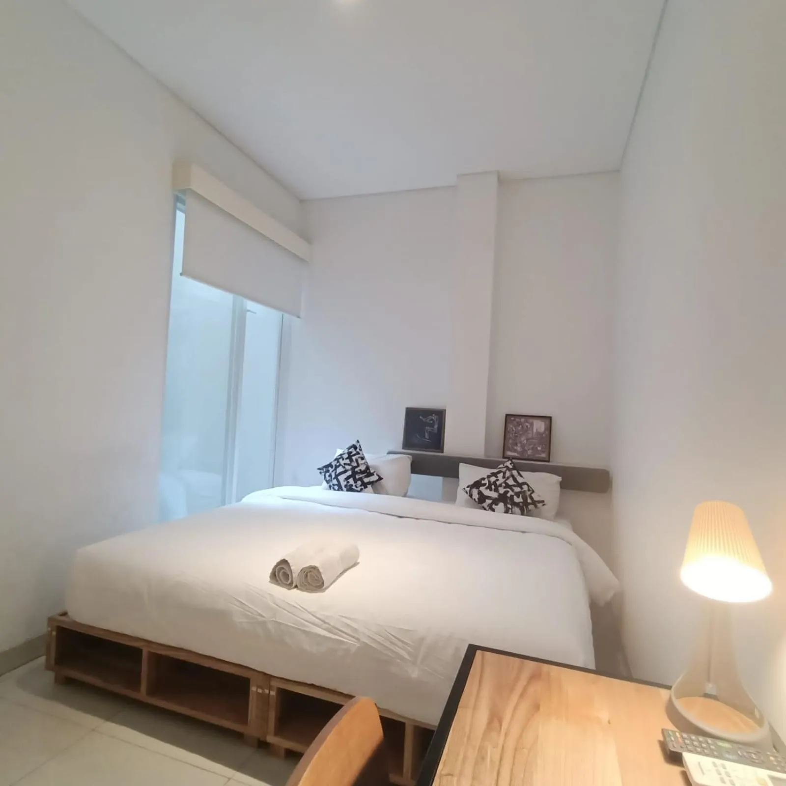 Bed in Tengah Tengah