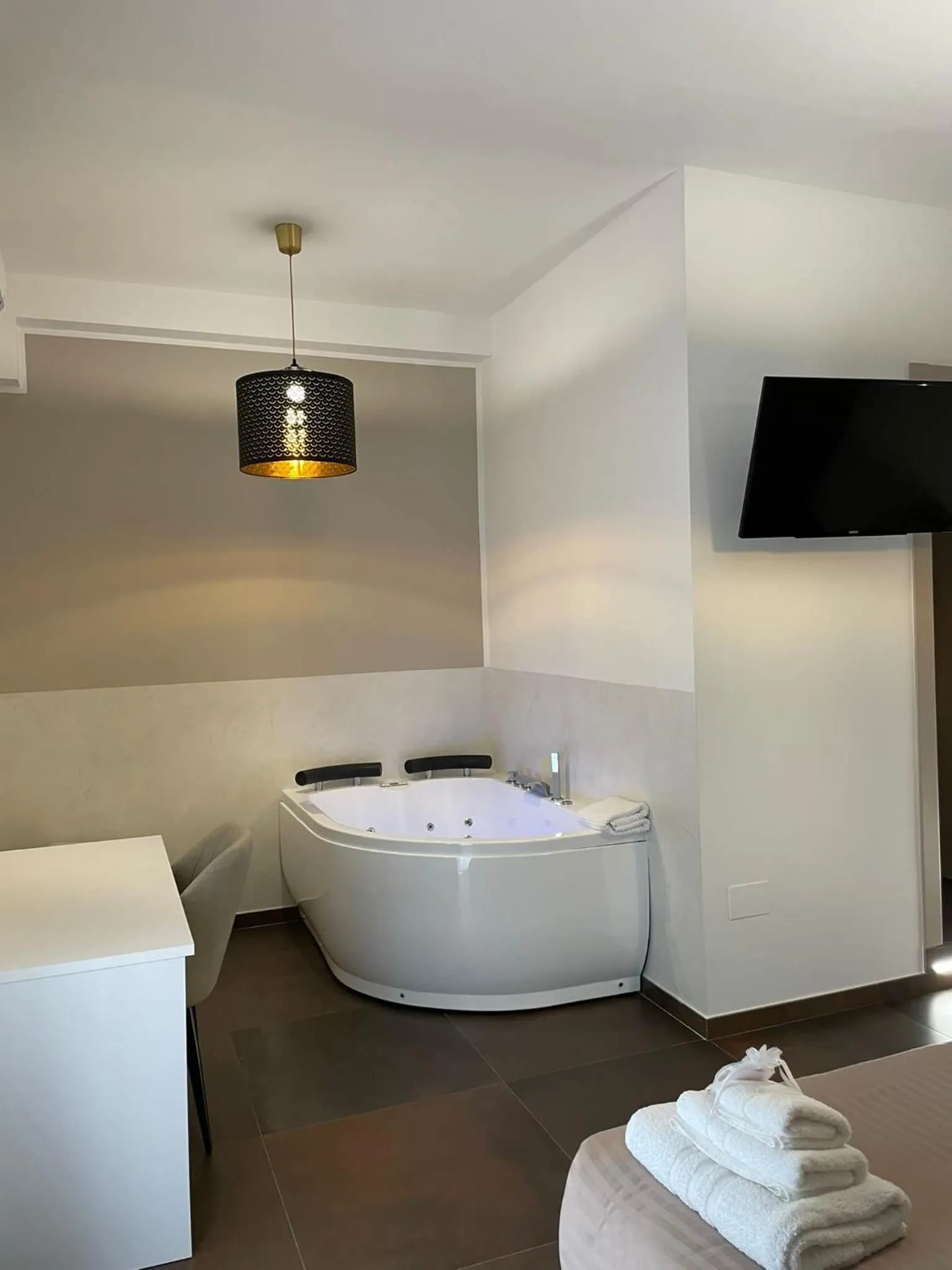 Bed in Relais Petruzzelli