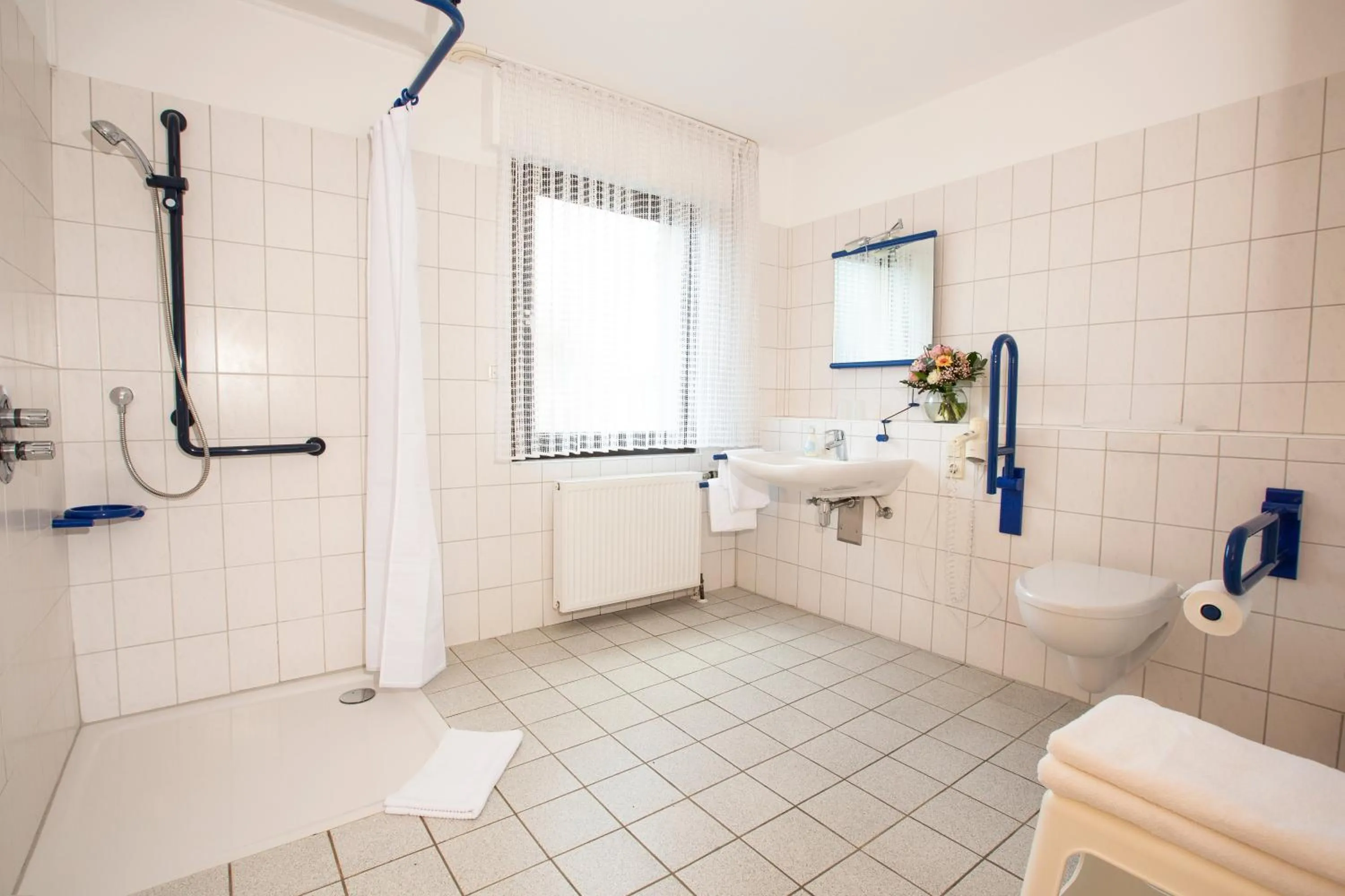 Shower in Hotel-Pension Haus Holtdirk
