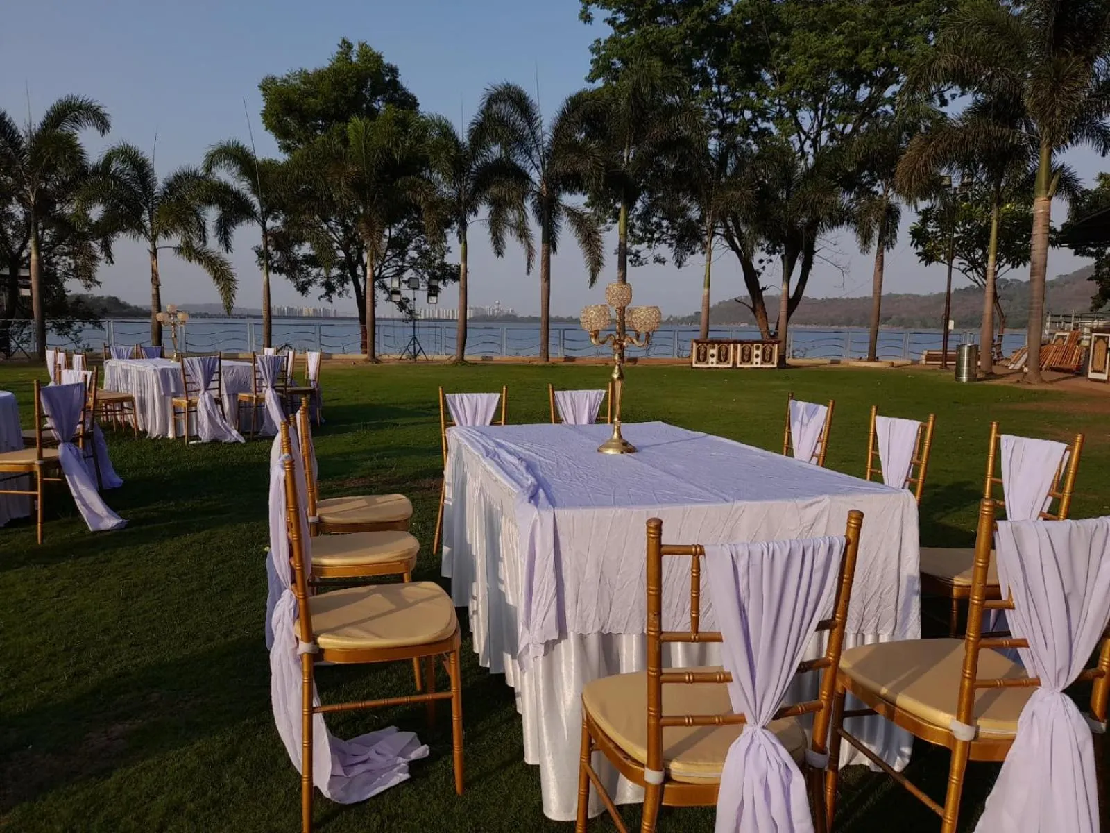 Dining area in Aquarius Resort