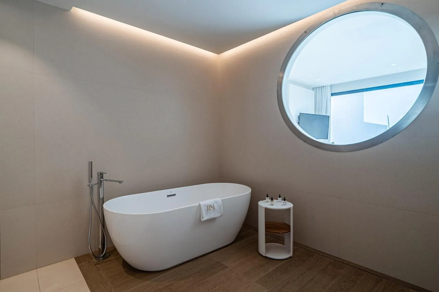 Bathroom in Royal Marina Suites Boutique Hotel - Adults Only