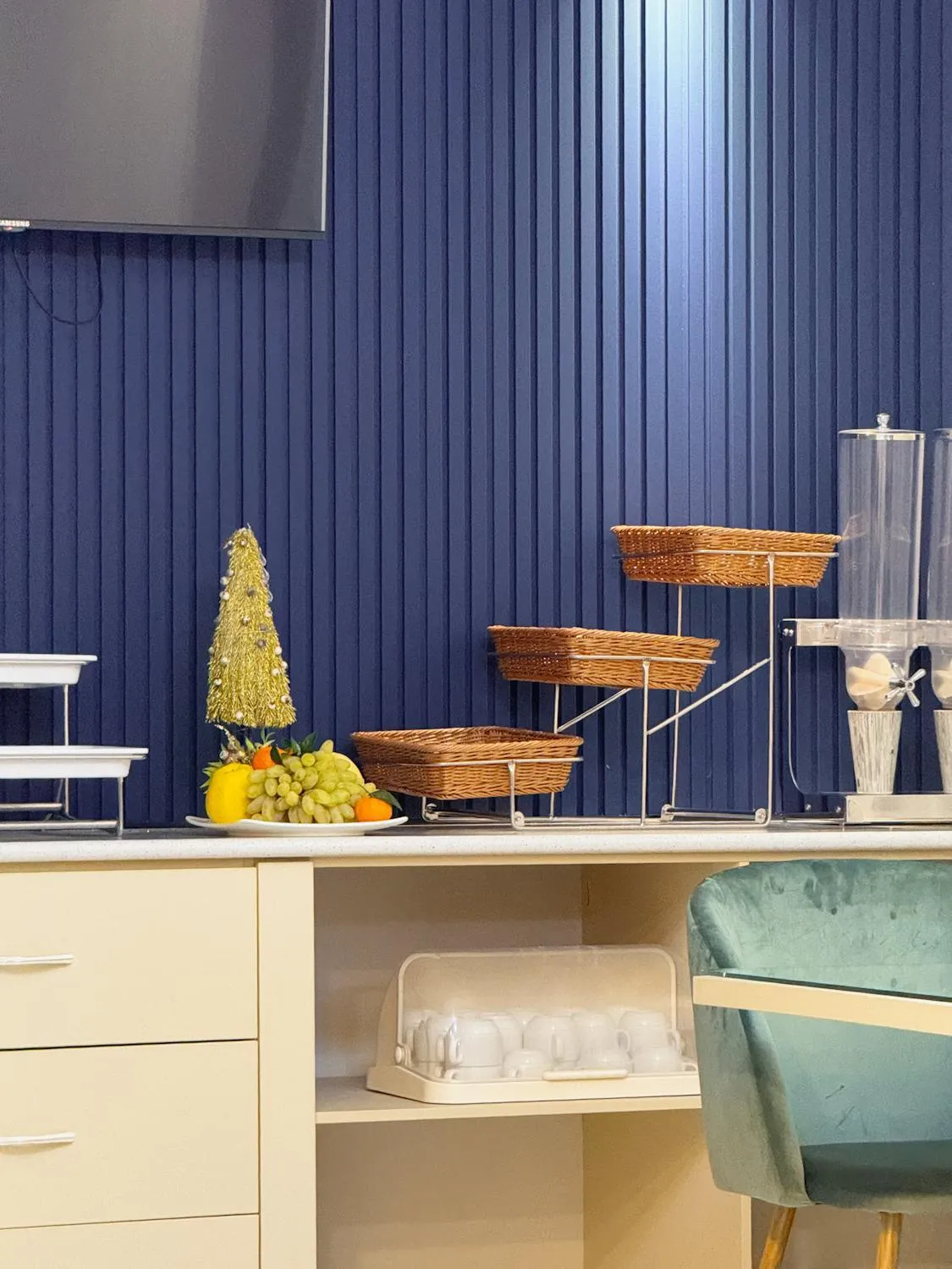 Food and drinks in Musafir Hotel