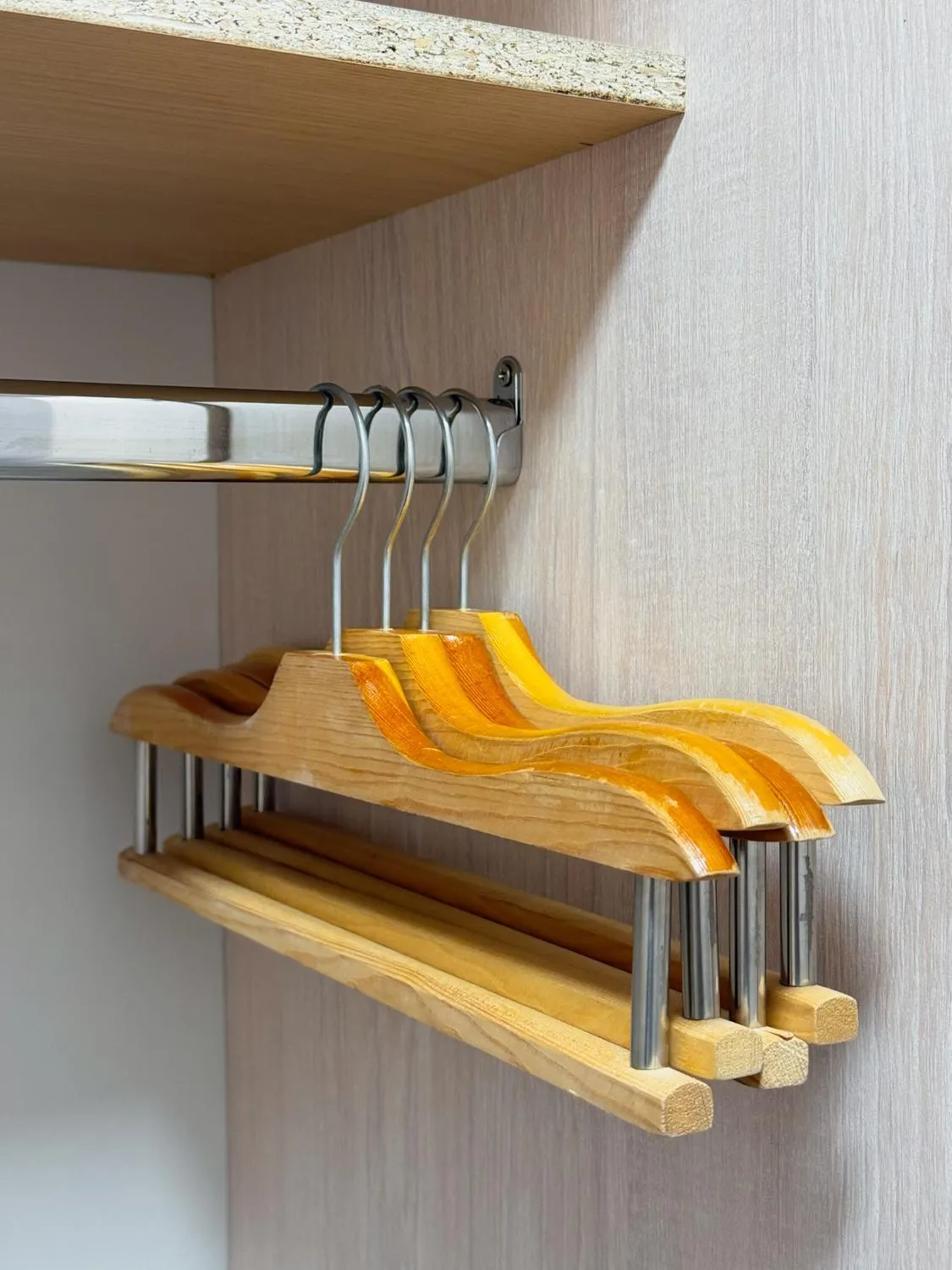 wardrobe in Musafir Hotel