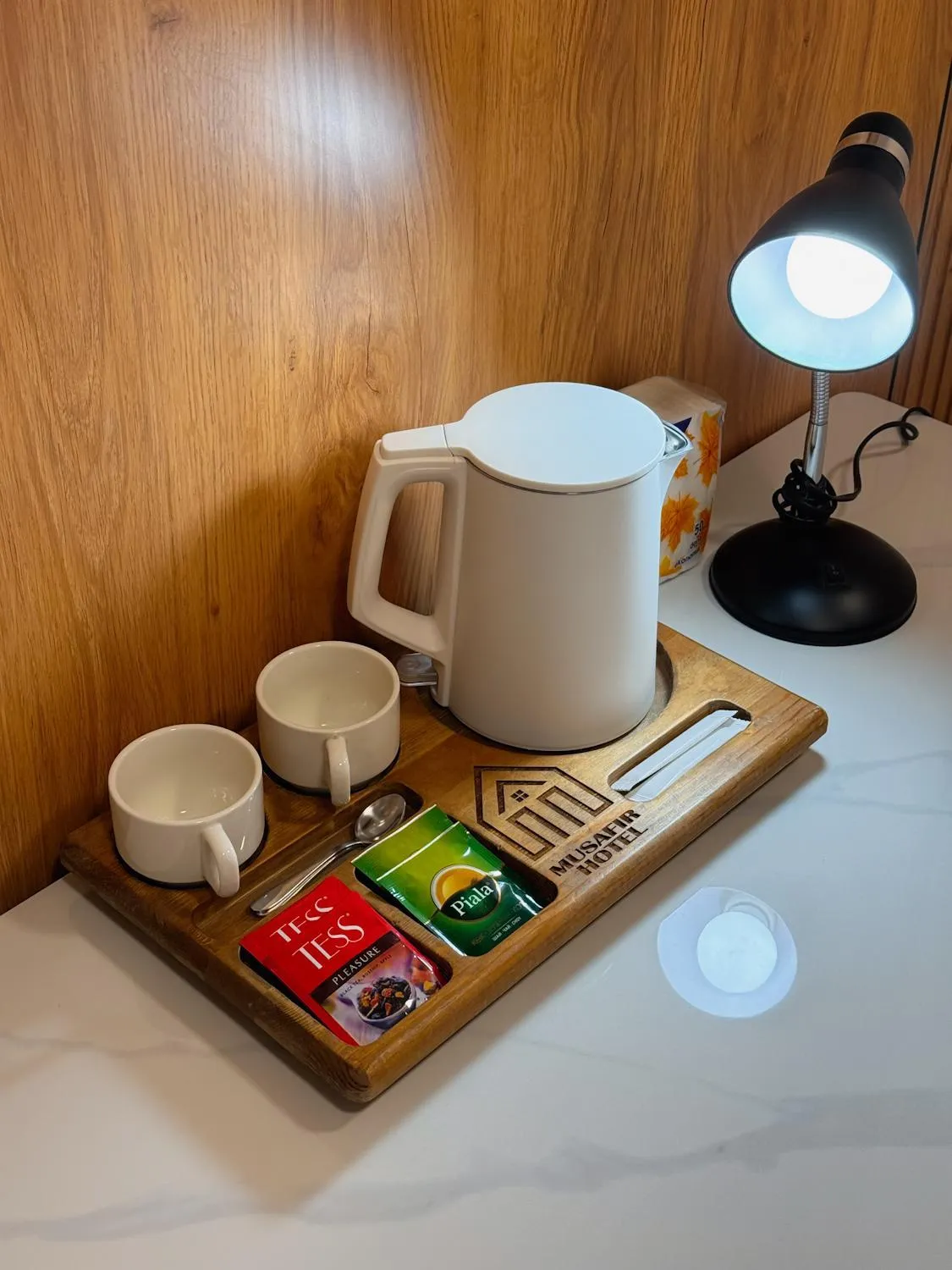 Coffee/tea facilities in Musafir Hotel