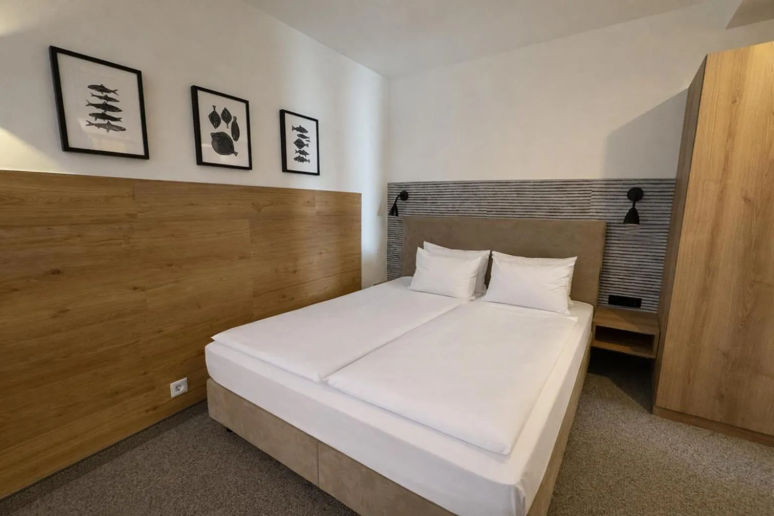 Photo of the whole room, Bed in DORMERO Aparthotel Stralsund