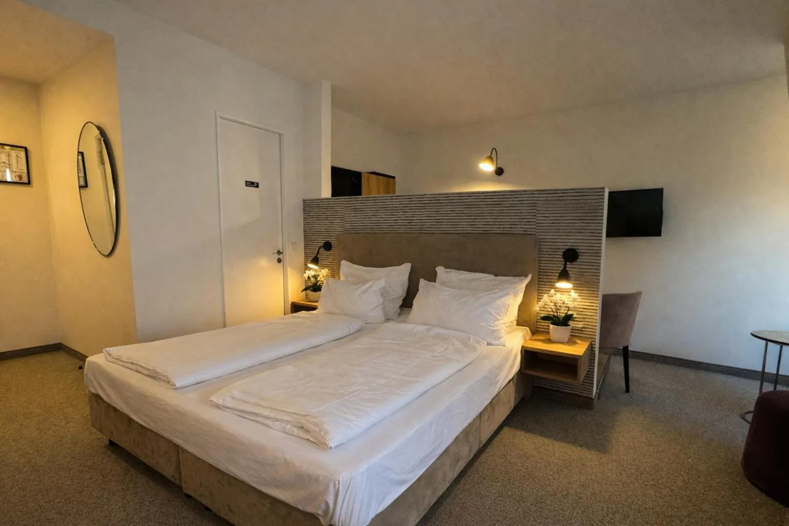 Photo of the whole room, Bed in DORMERO Aparthotel Stralsund