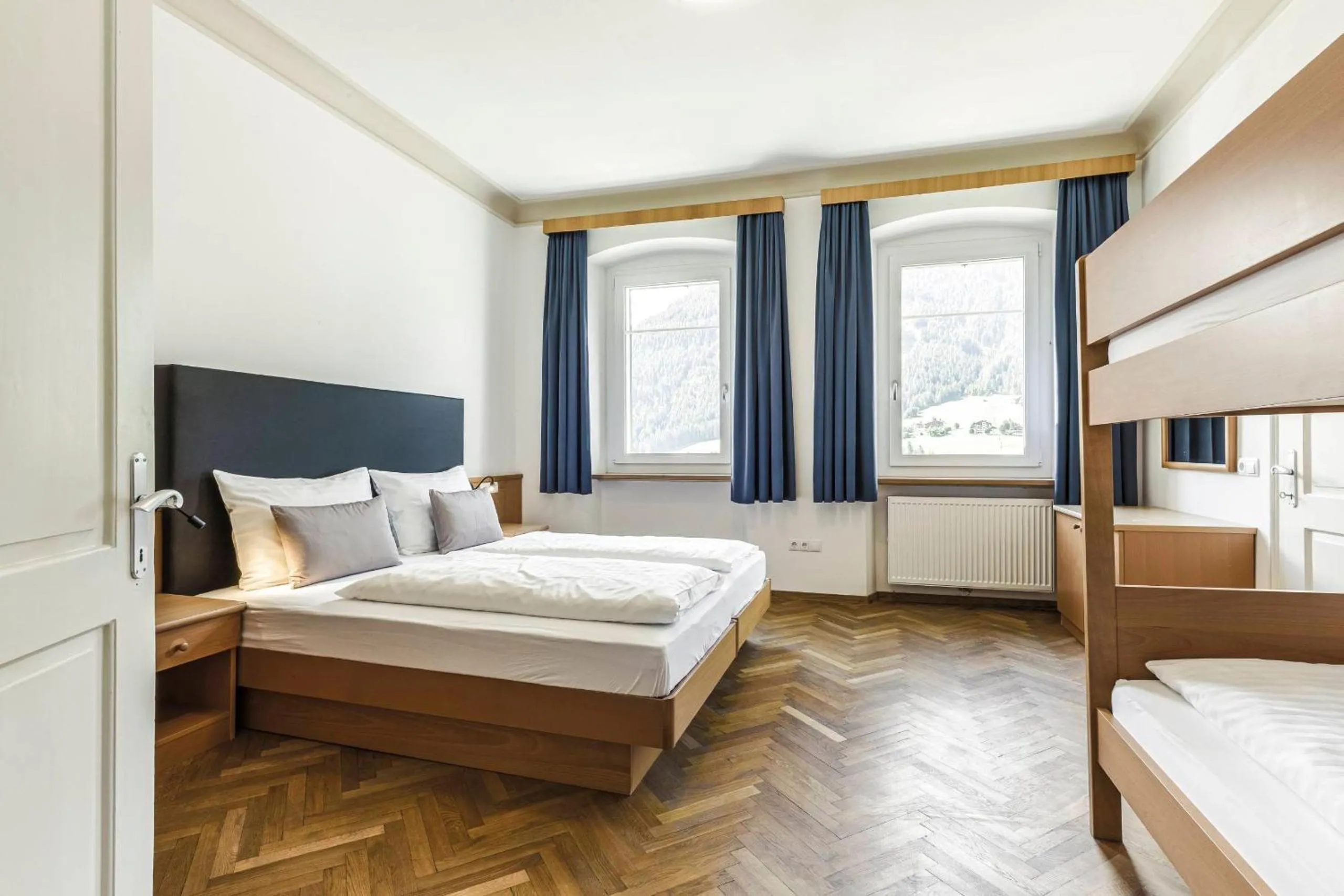 Property building, Bed in Villa Martiner Apartments Francesco