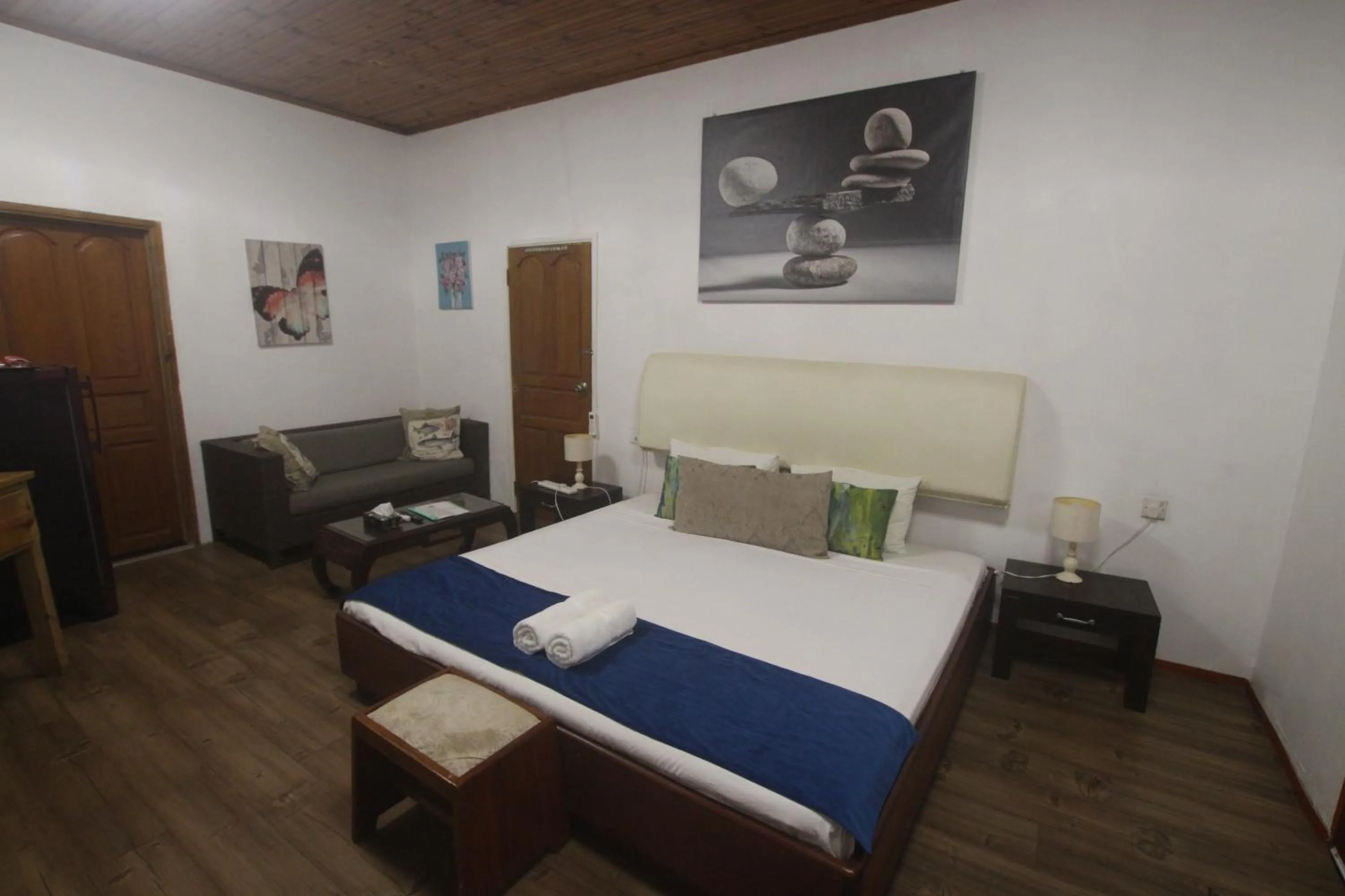 Bed in Castaway Lodge