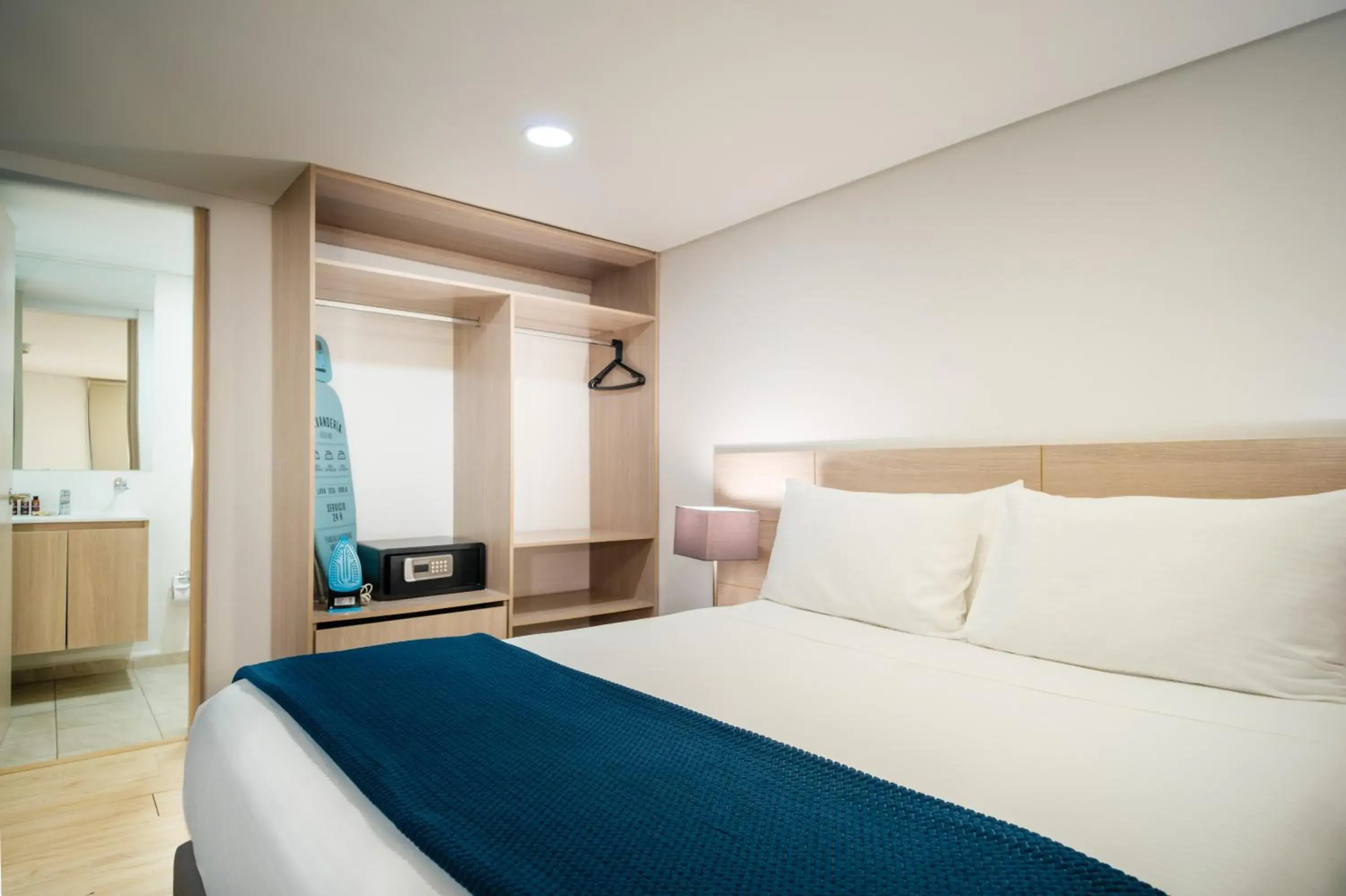 Bed in Palermo Home Bogota & Art Gallery Bed in Palermo Home Bogota & Art Gallery