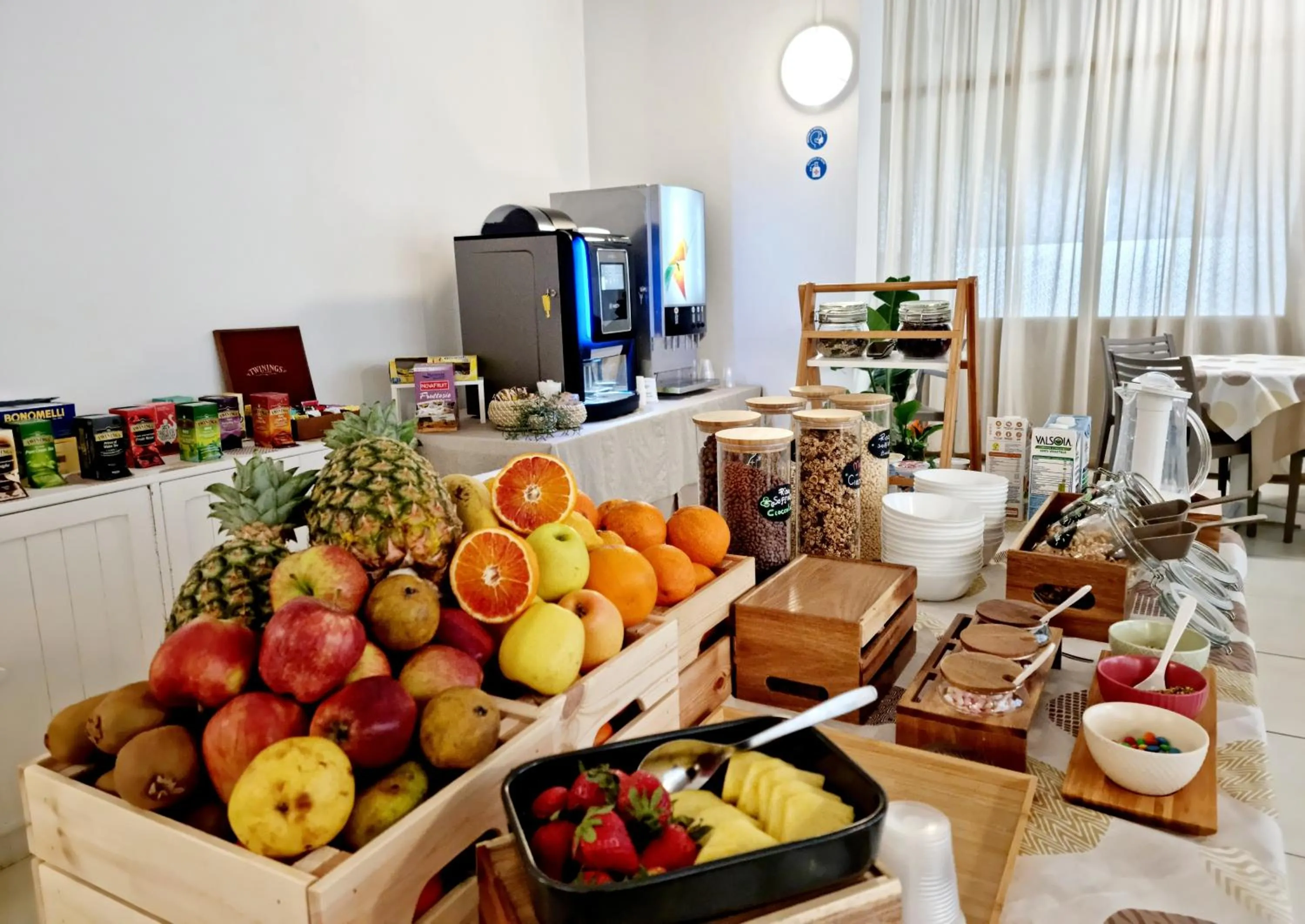 Food and drinks in Hotel Elefantino Grey - Free Brunch & Breakfast Until 13-00 - Vicinissimi a Mirabilandia