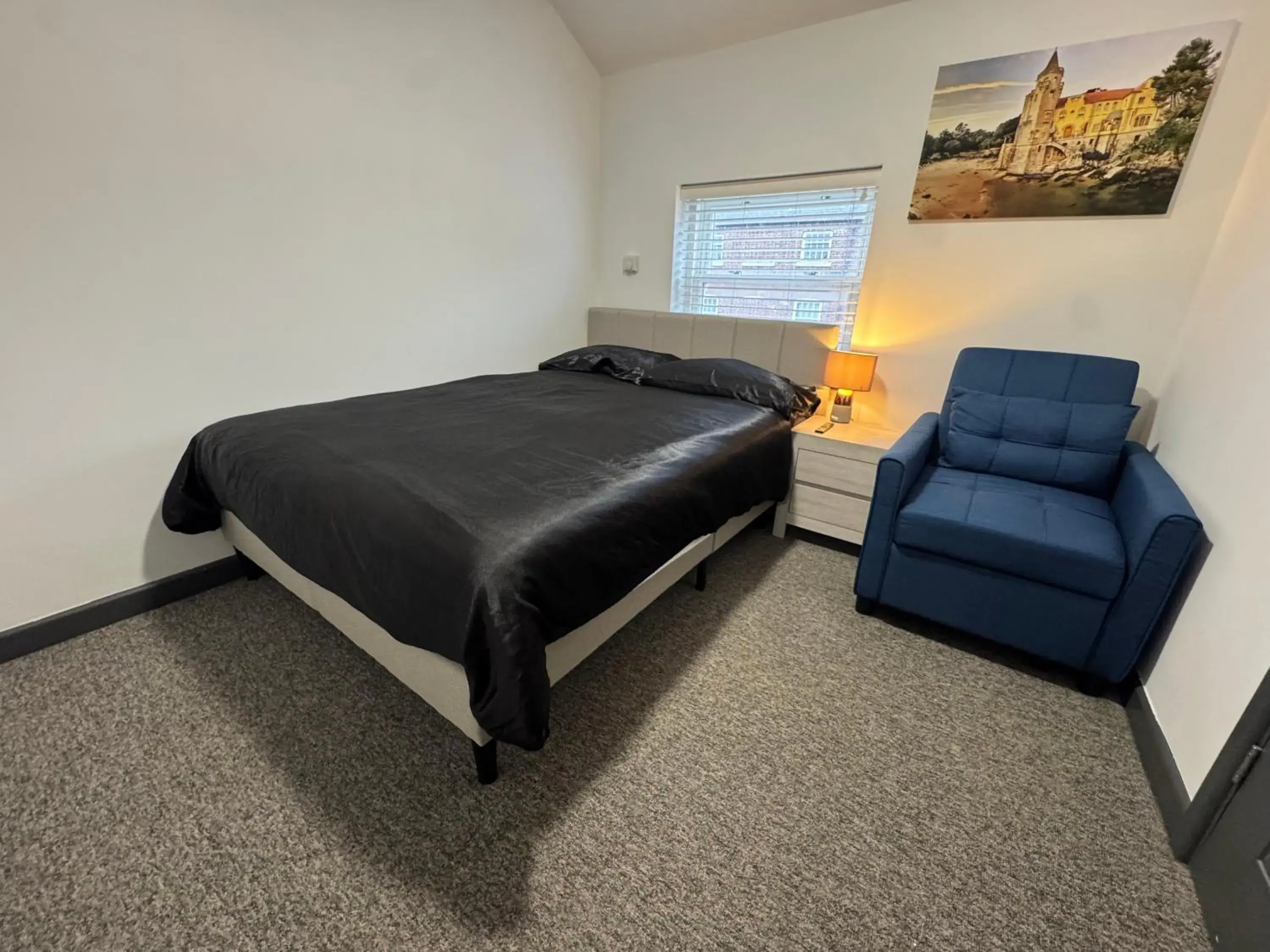 Double Room with Private Bathroom in Gate Lodge - Private En-suite rooms, Kings Lynn, central location Double Room with Private Bathroom in Gate Lodge - Private En-suite rooms, Kings Lynn, central location