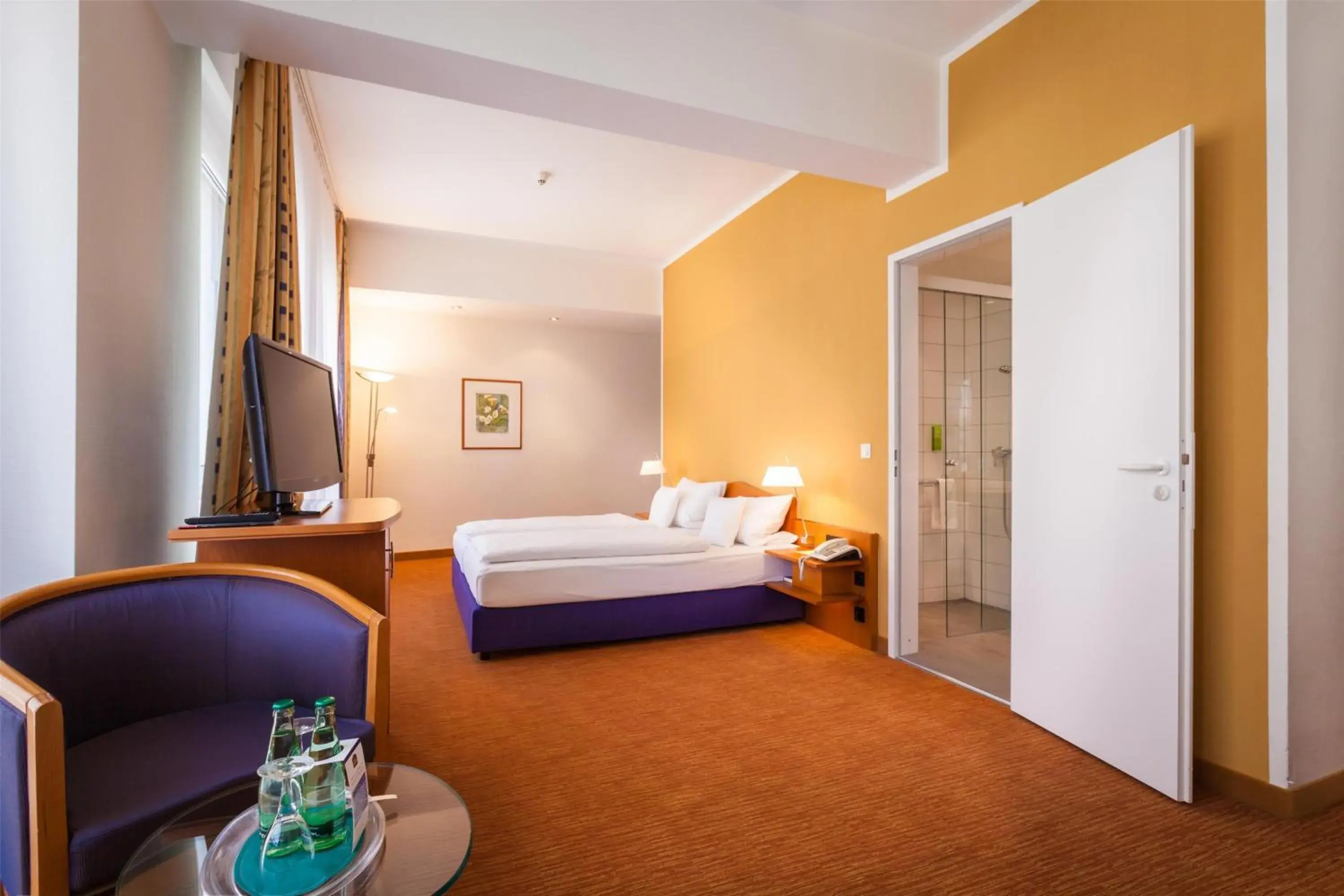 Bedroom, Bed in Best Western Hotel Am Straßberger Tor Bedroom, Bed in Best Western Hotel Am Straßberger Tor