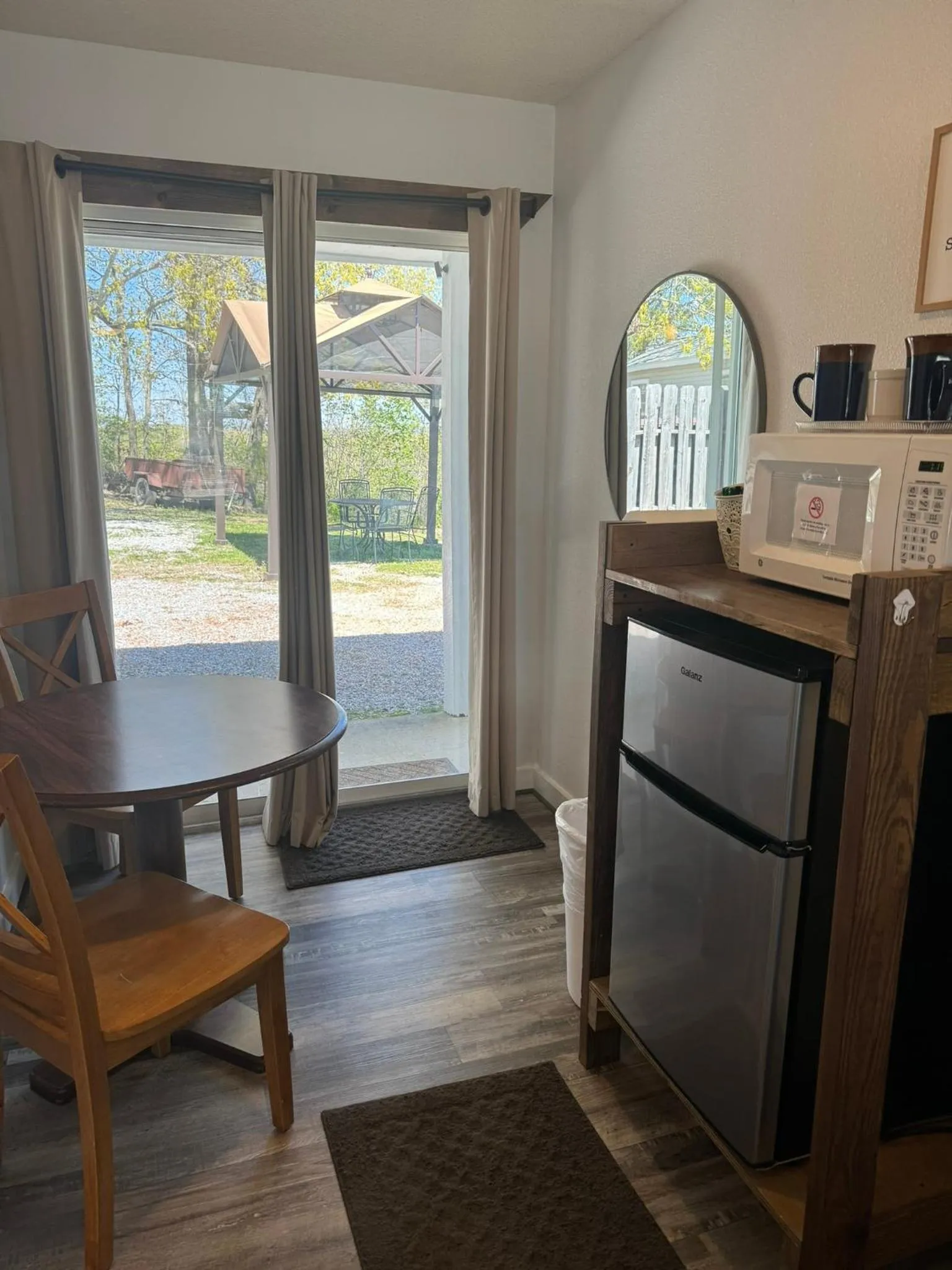 Dining area in Mountain View Guest Motel