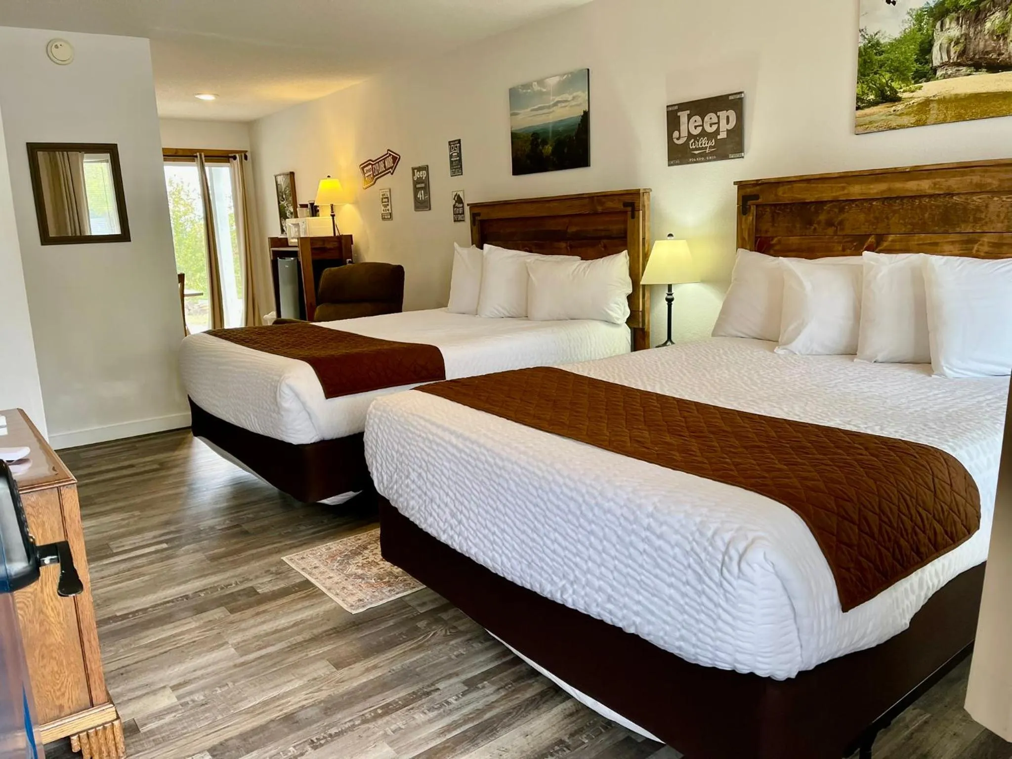 Bedroom, Bed in Mountain View Guest Motel