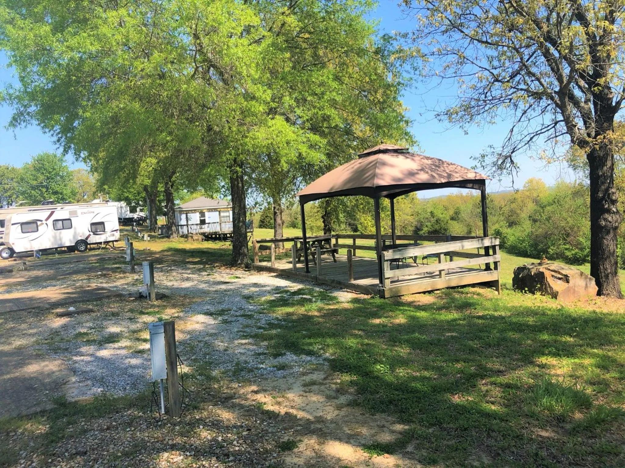 Property building in Mountain View Guest Motel