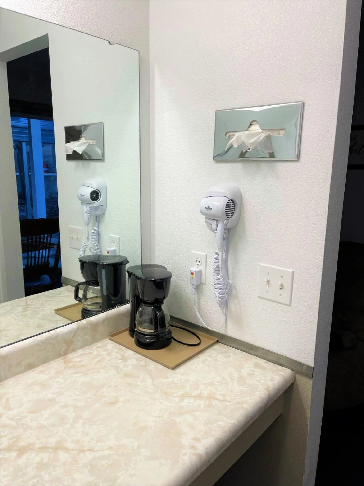 Property building in Mountain View Guest Motel