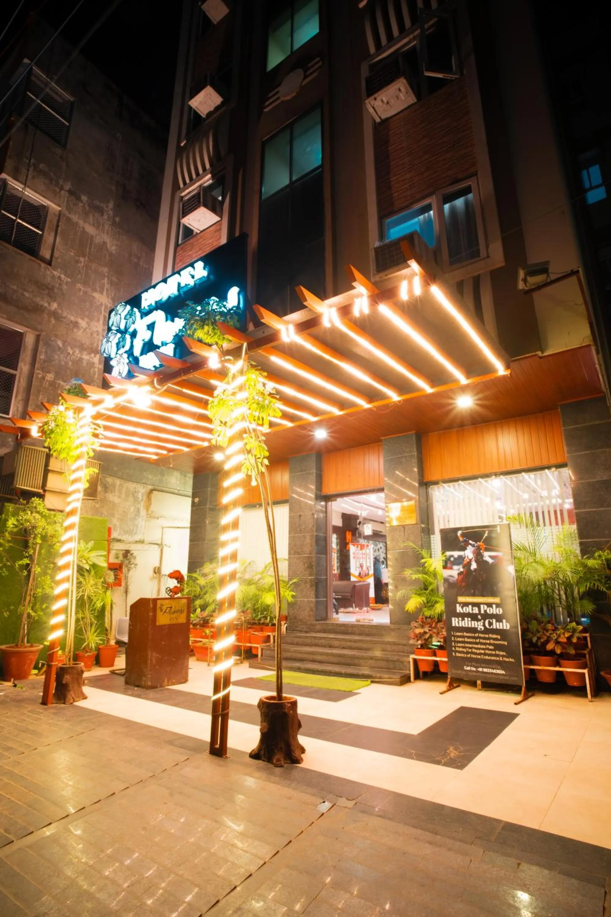 Property building in Hotel Flowers Inn