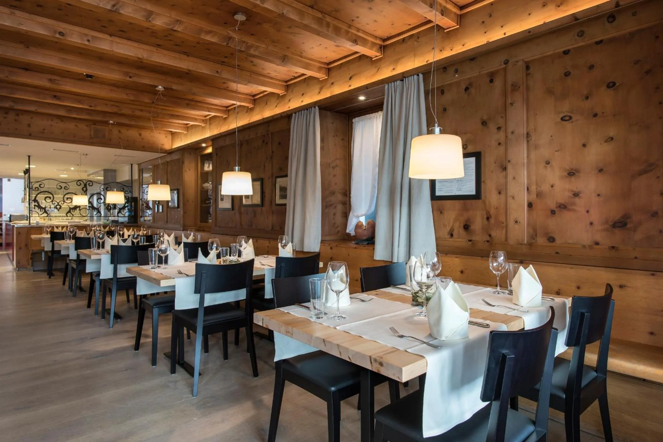 Restaurant/places to eat in Hotel Weiss Kreuz