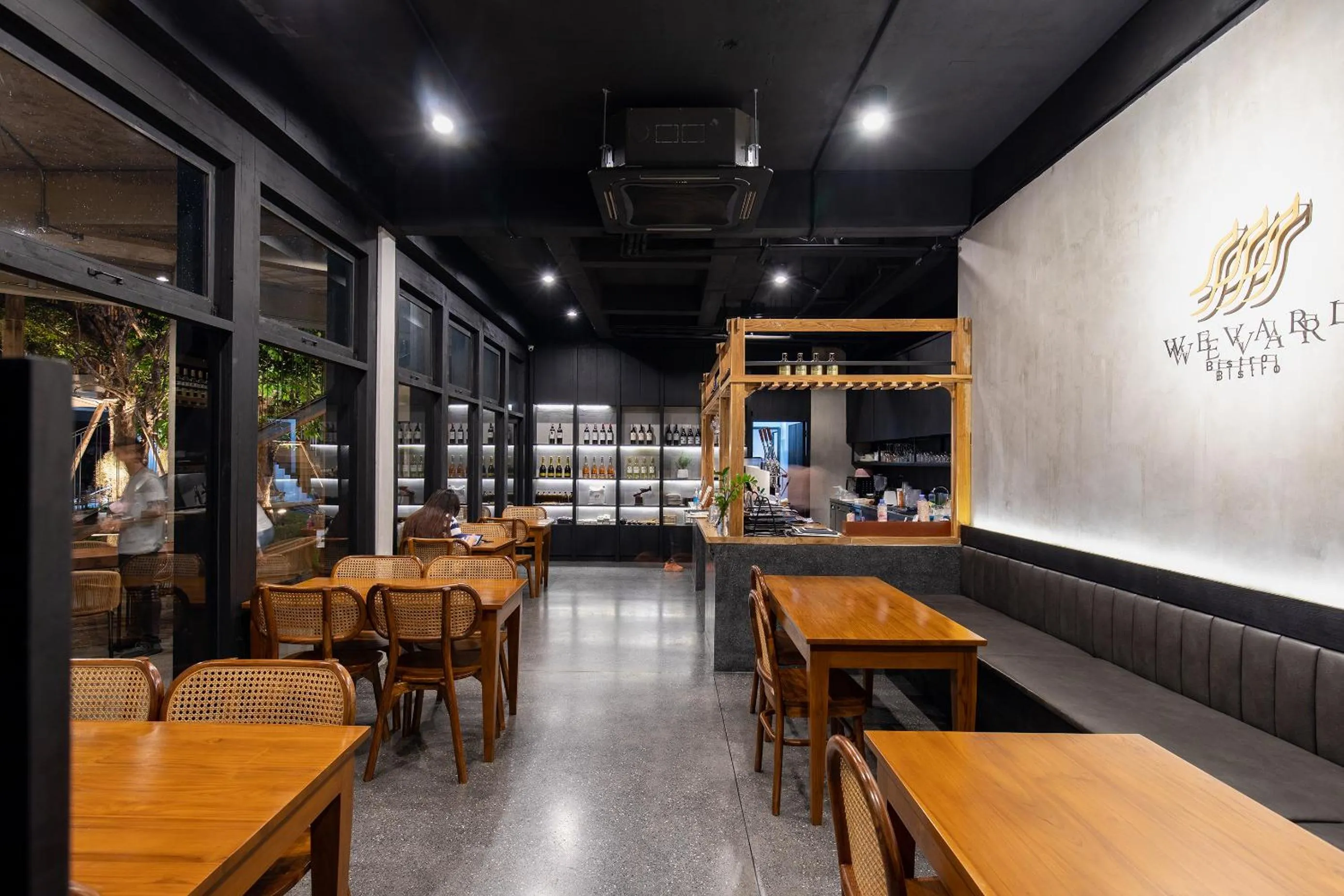 Restaurant/places to eat in Wevari Heritage