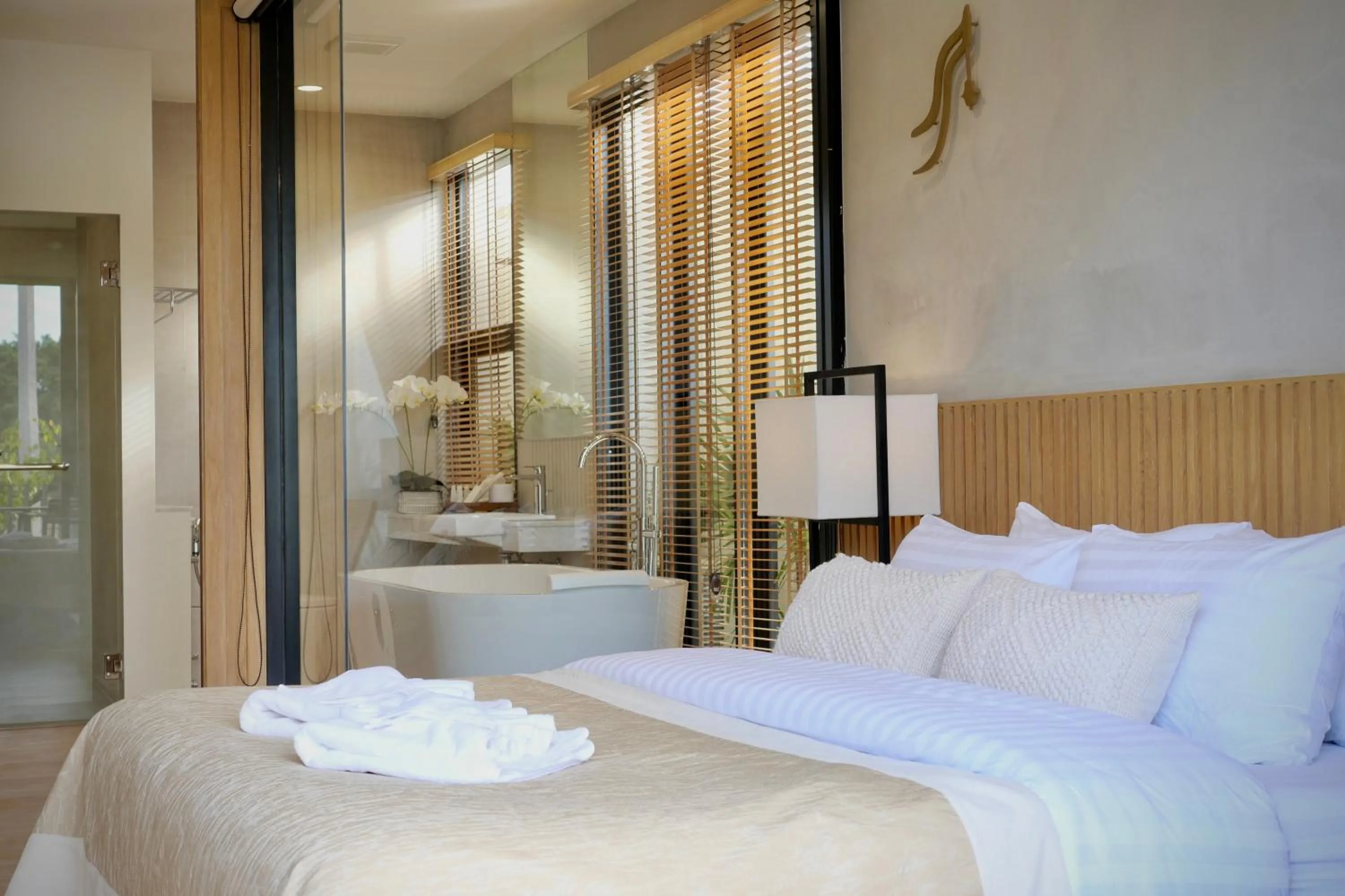 Photo of the whole room, Bed in Wevari Heritage