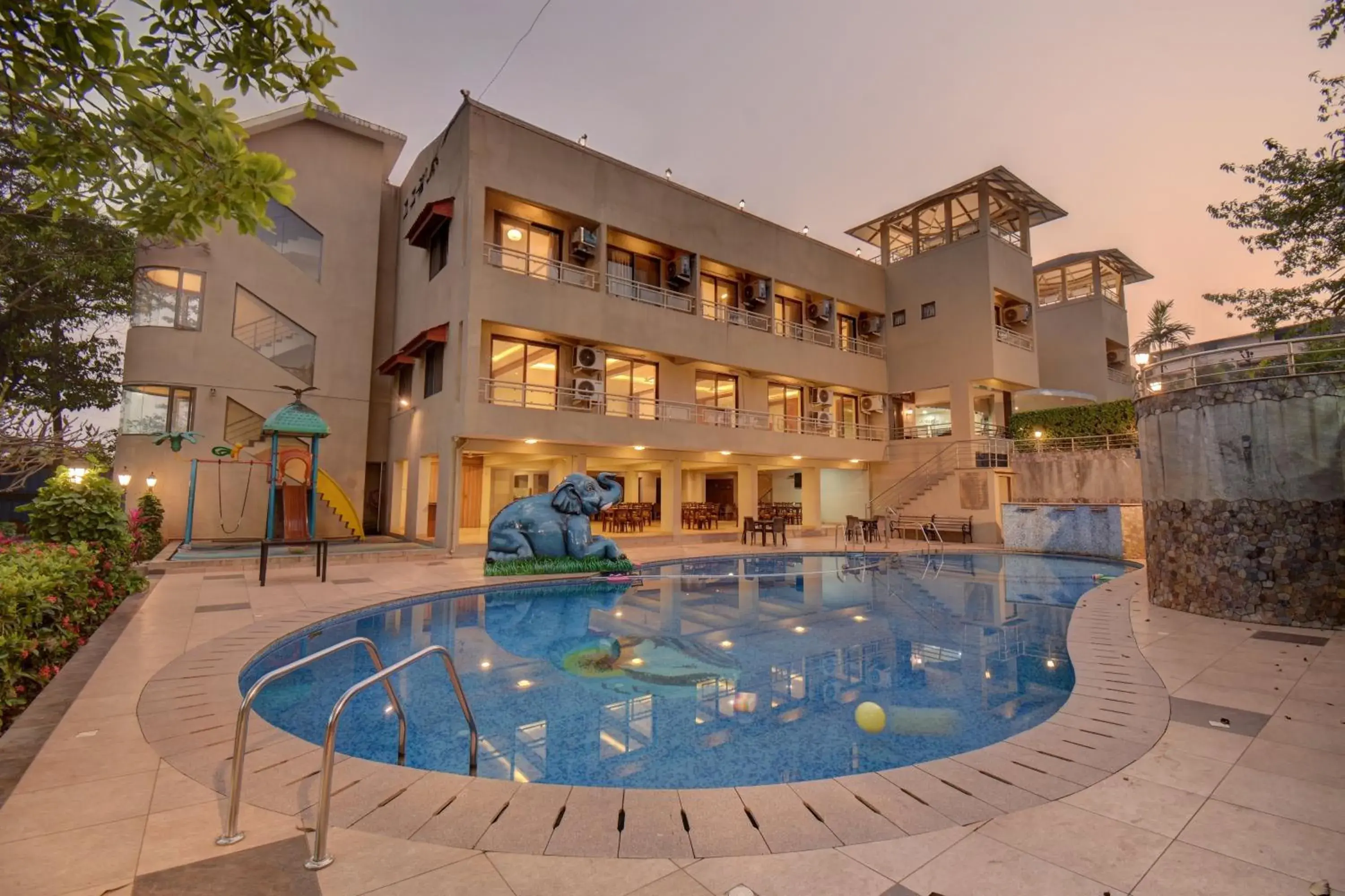 Facade/entrance in VITS Lonavala Facade/entrance in VITS Lonavala