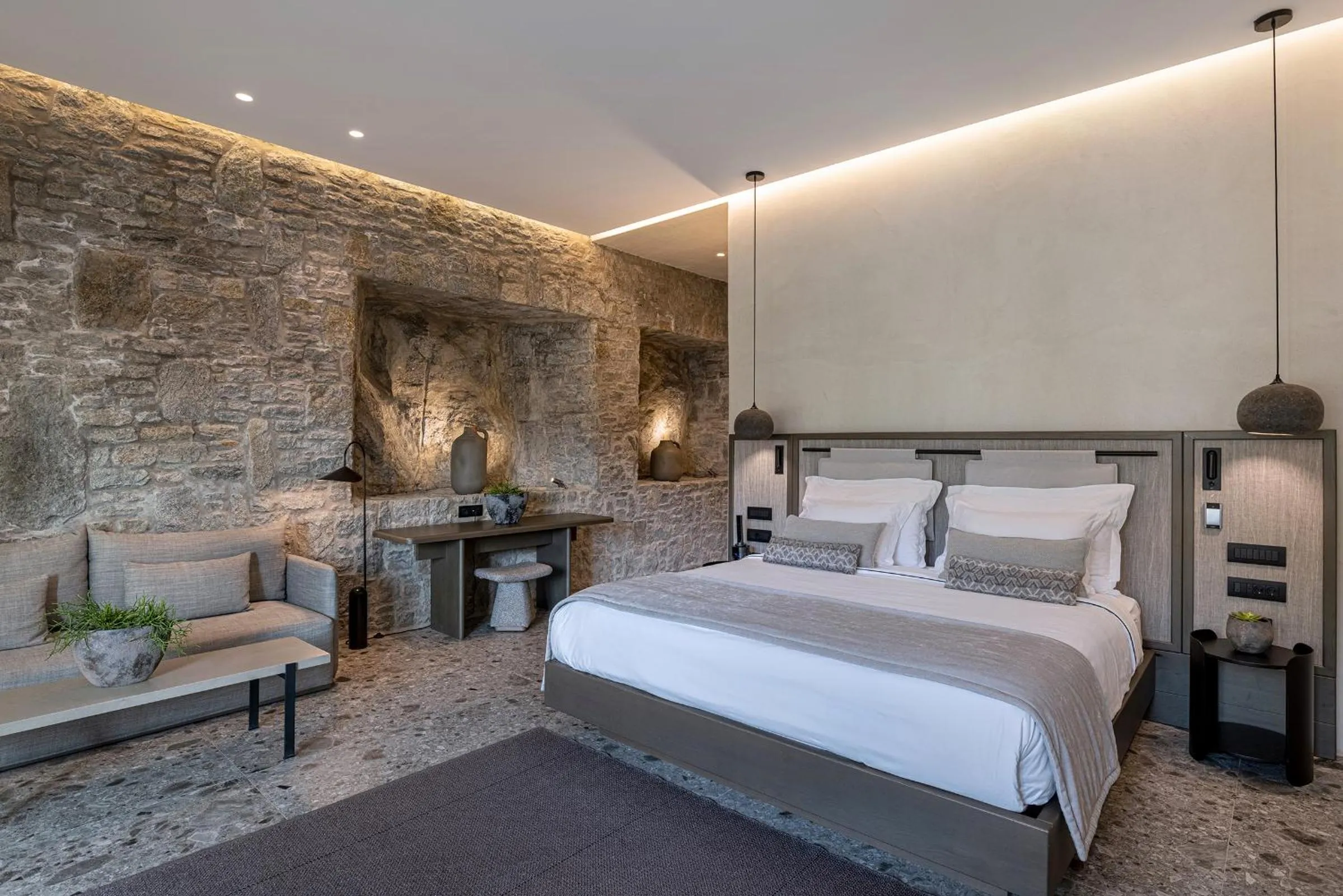 Bedroom, Bed in Aeonic Suites and Spa