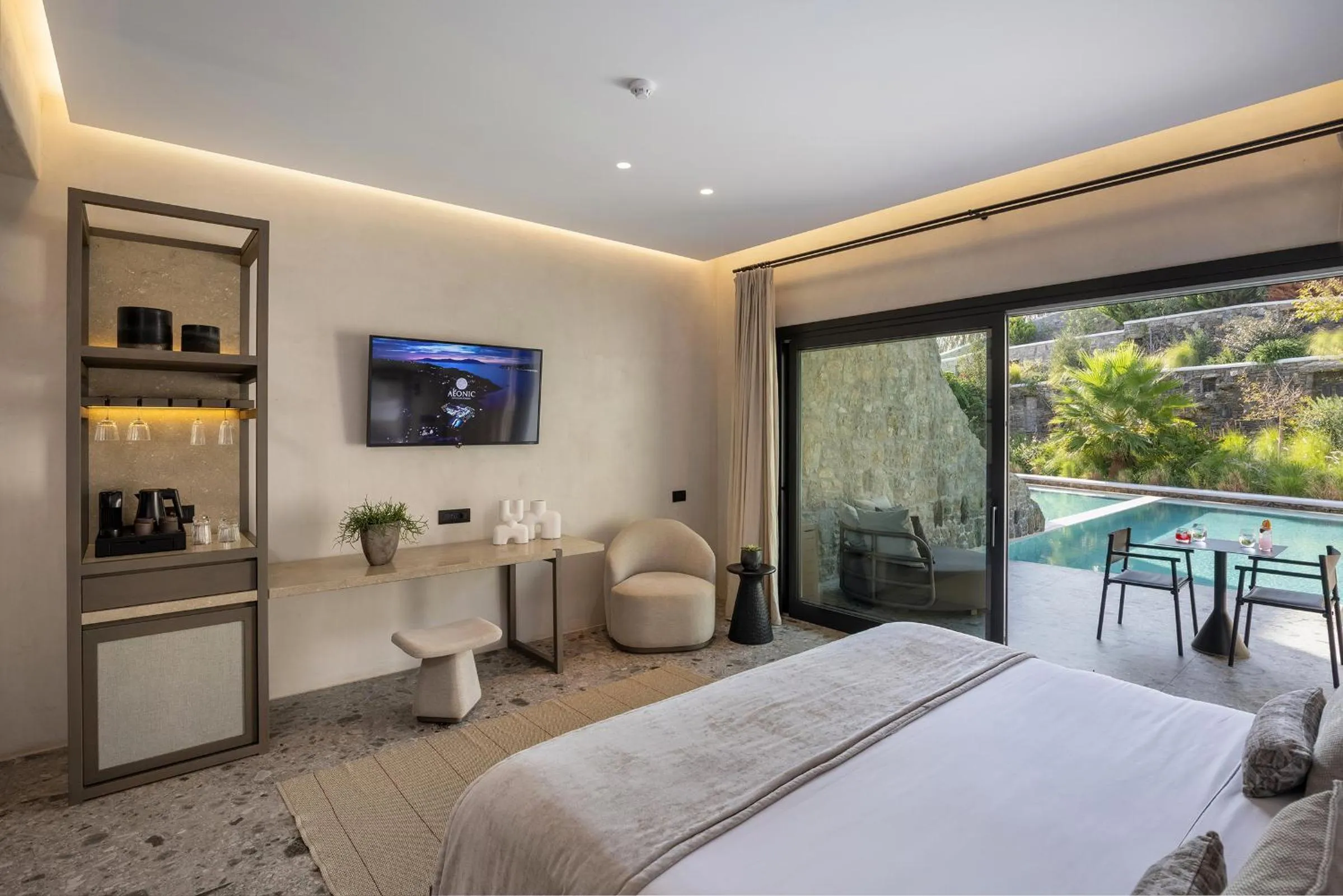 Bedroom, Bed in Aeonic Suites and Spa