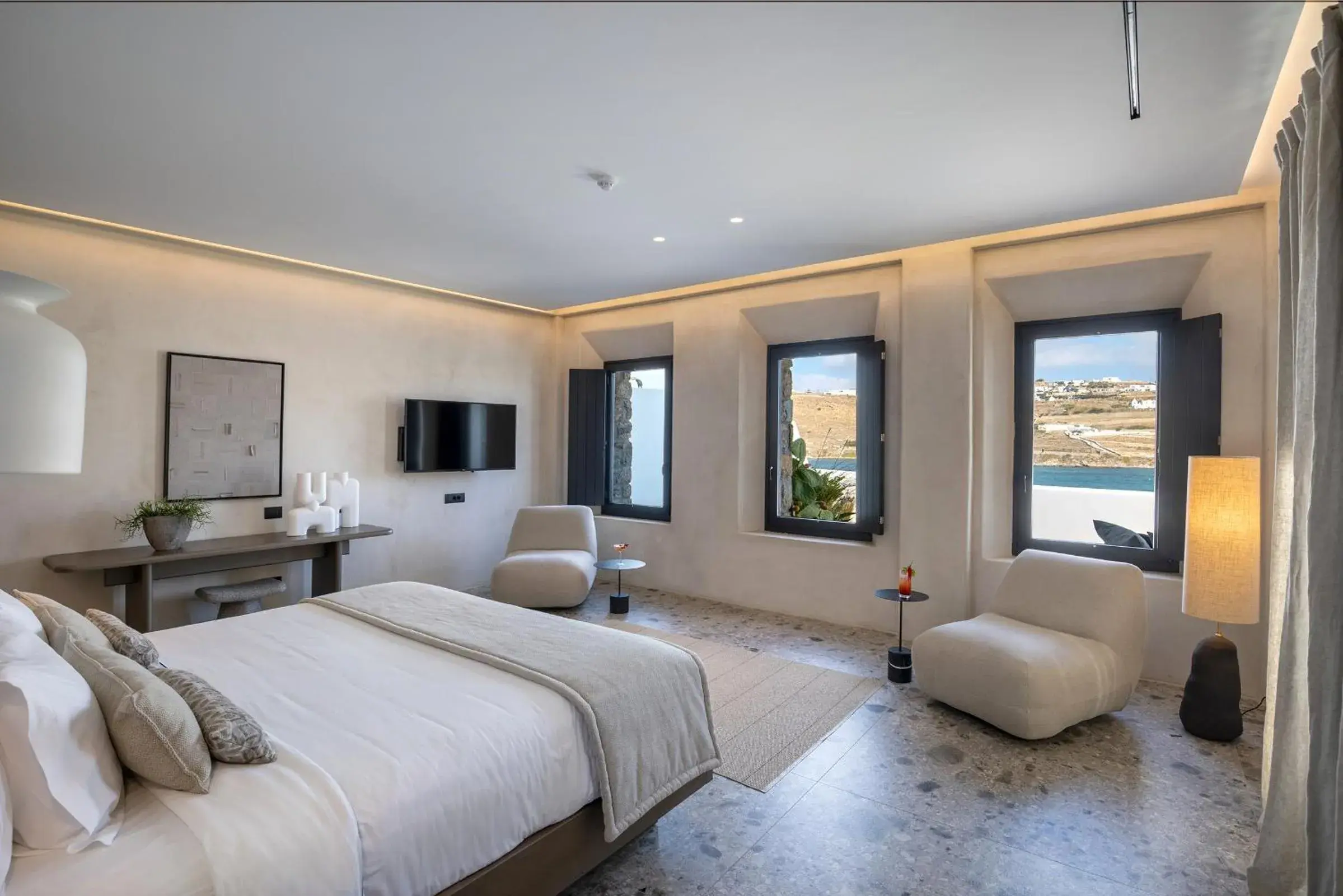 CELESTIAL Suite with Private Pool in Aeonic Suites and Spa CELESTIAL Suite with Private Pool in Aeonic Suites and Spa