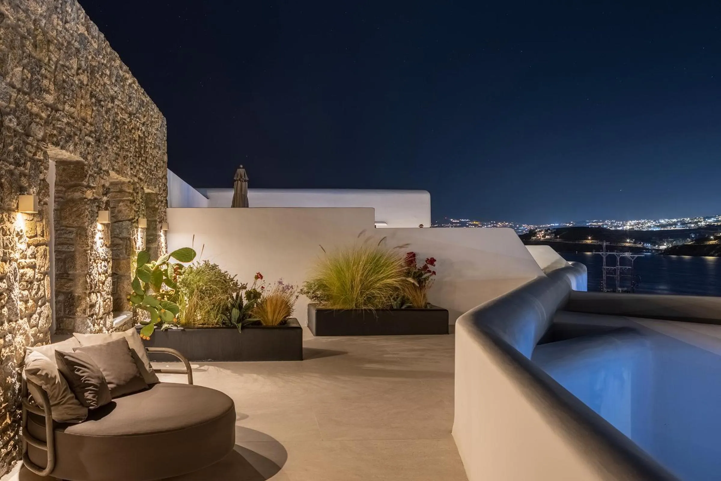 Balcony/Terrace in Aeonic Suites and Spa