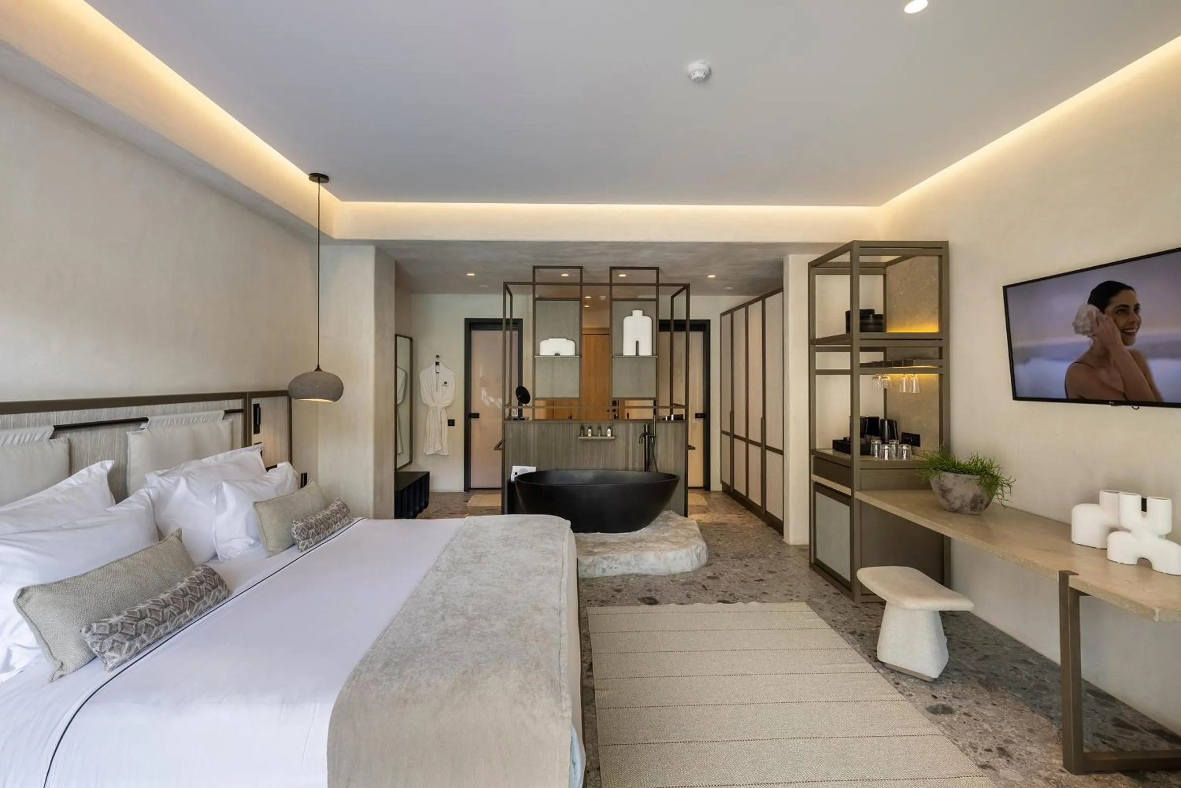 Bedroom, Bed in Aeonic Suites and Spa