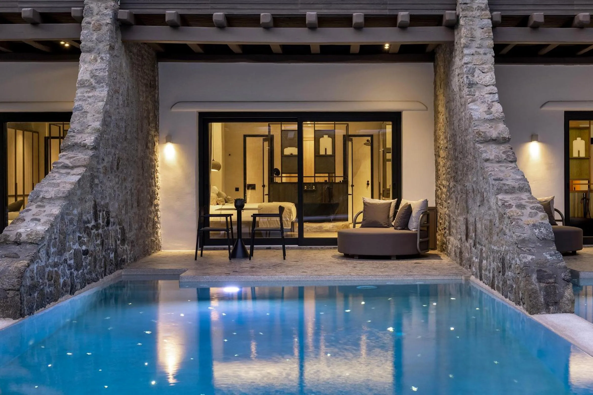 Balcony/Terrace in Aeonic Suites and Spa