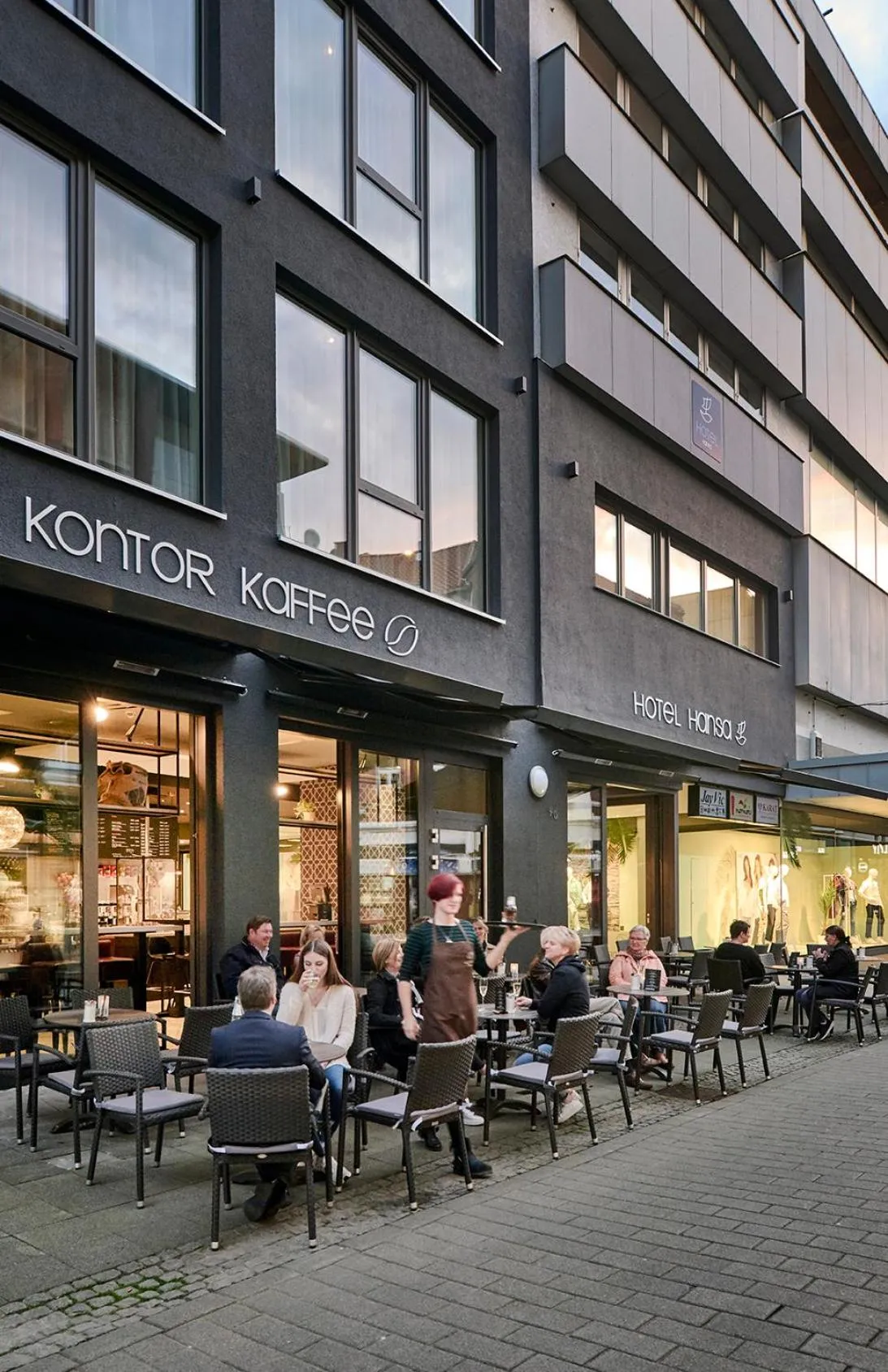 Property building in Hotel Hansa