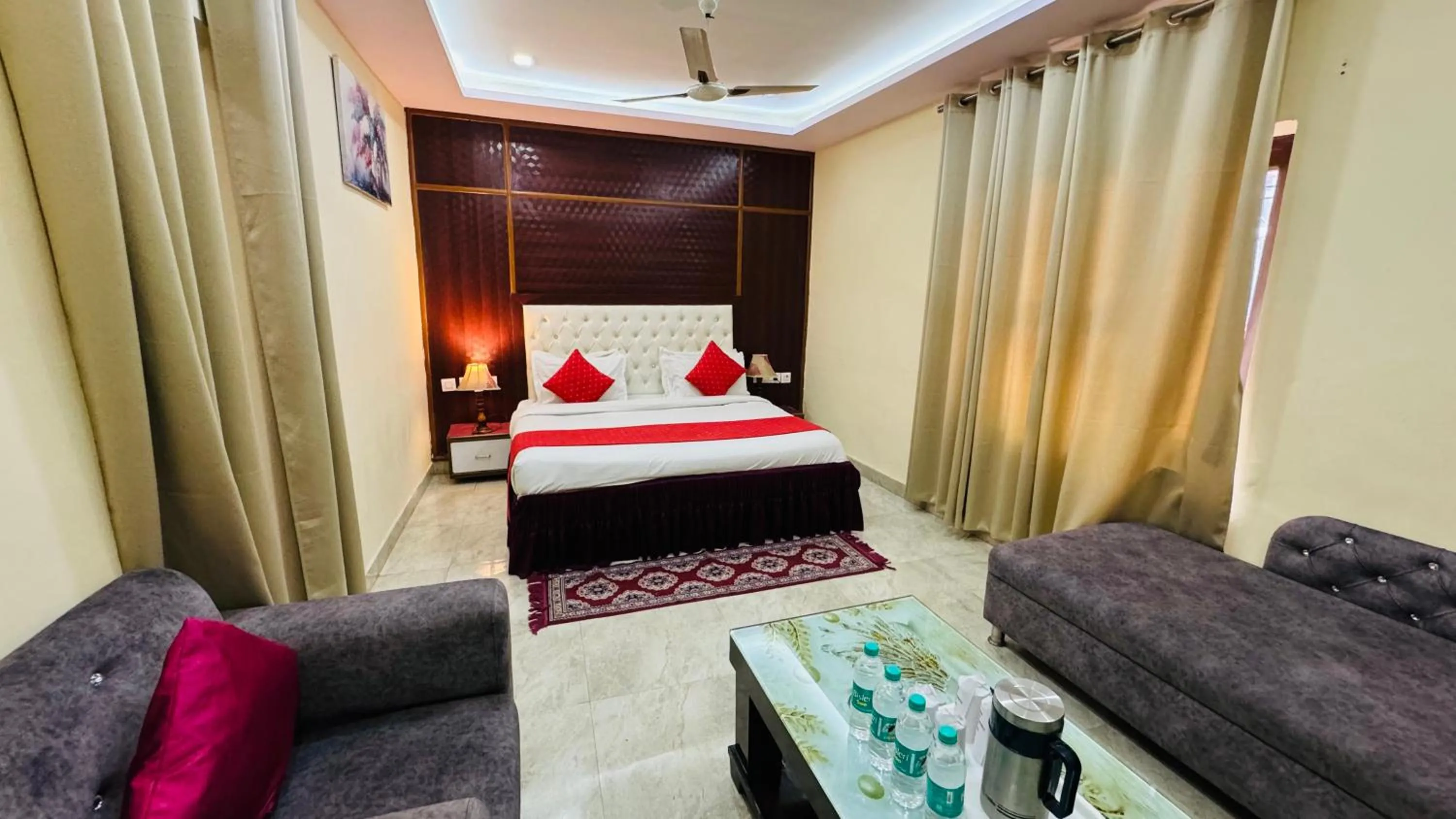 Bed in The Reverent Ganga