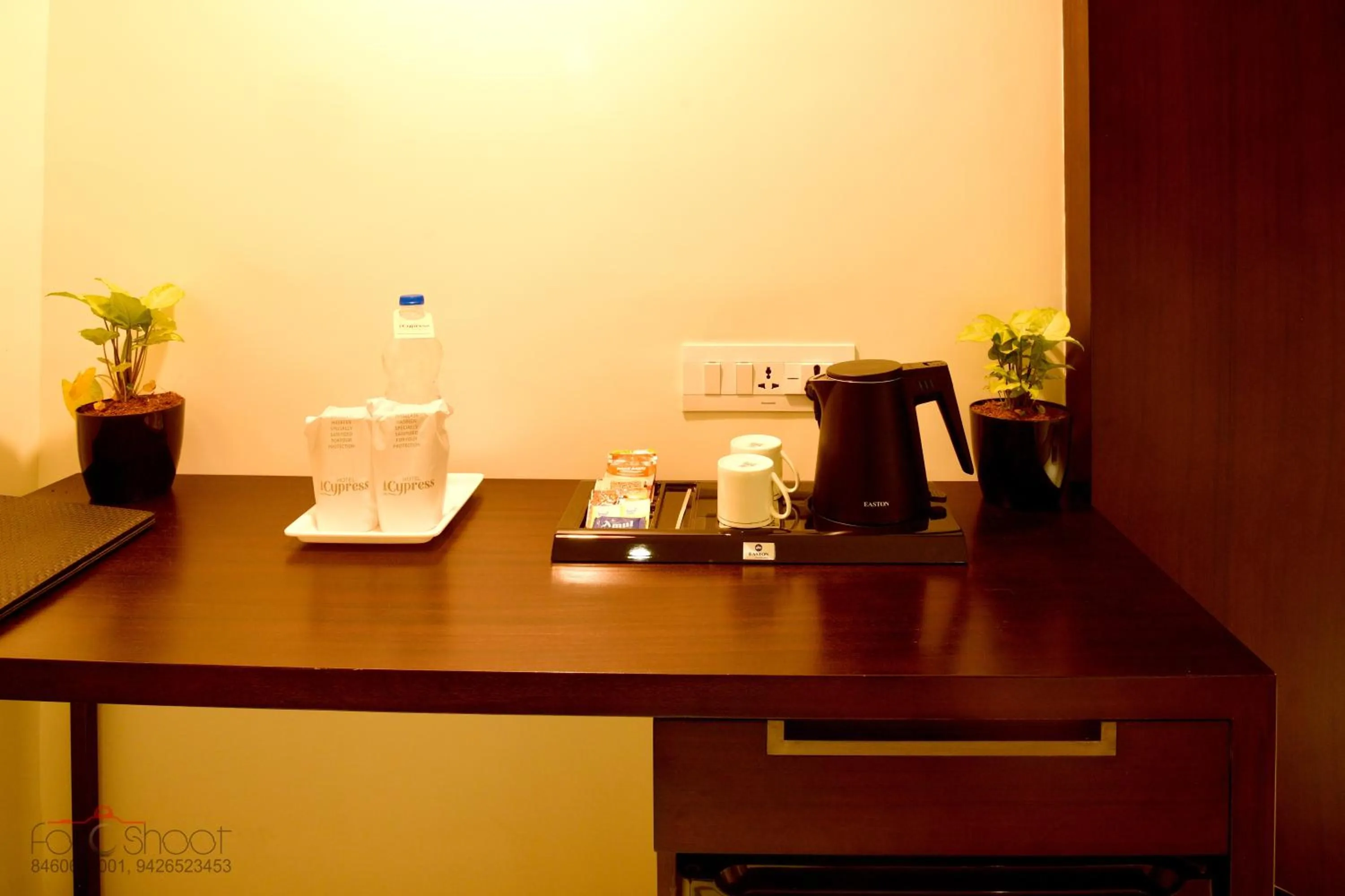 Coffee/tea facilities in HOTEL CYPRESS