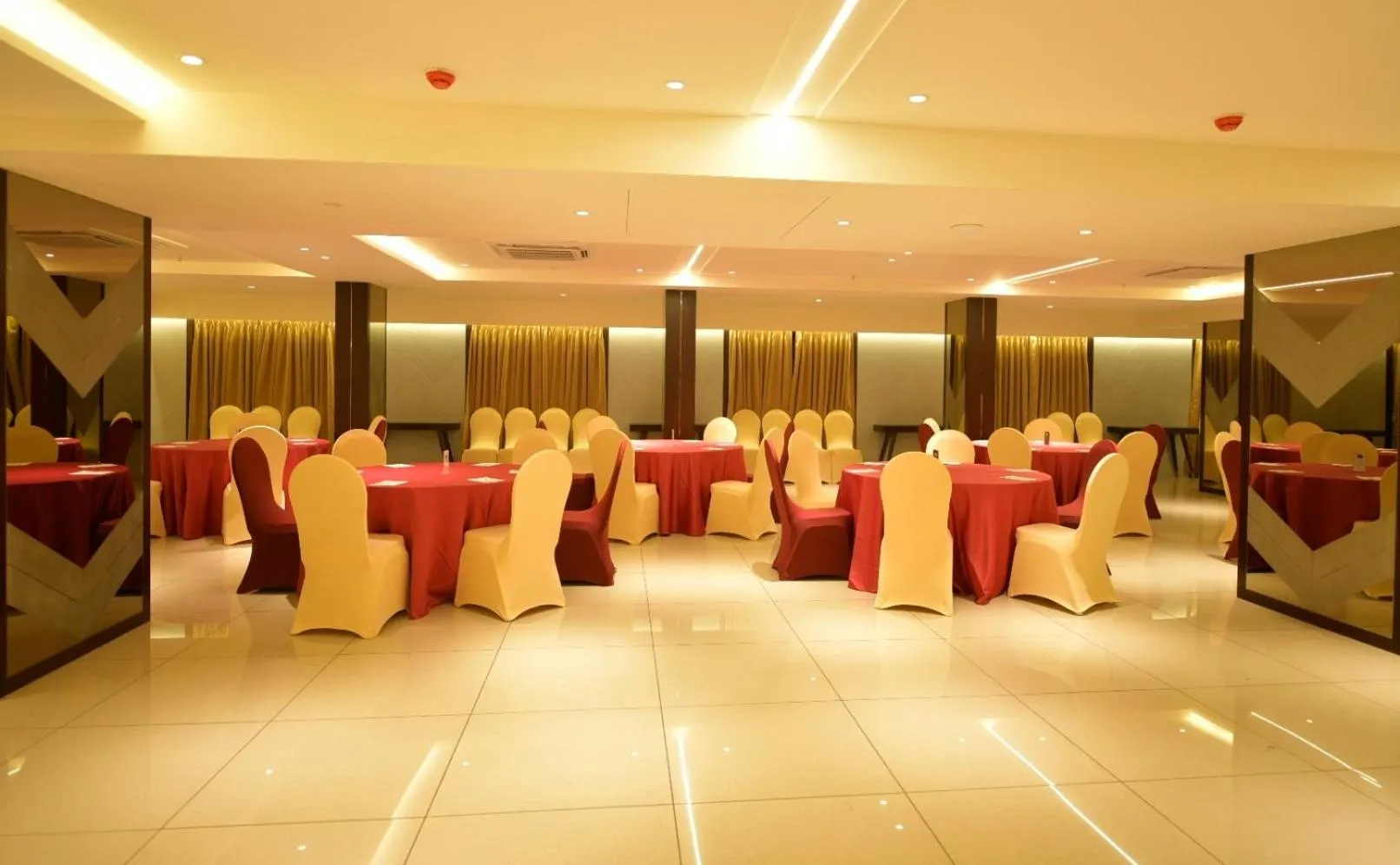 Banquet/Function facilities in HOTEL CYPRESS